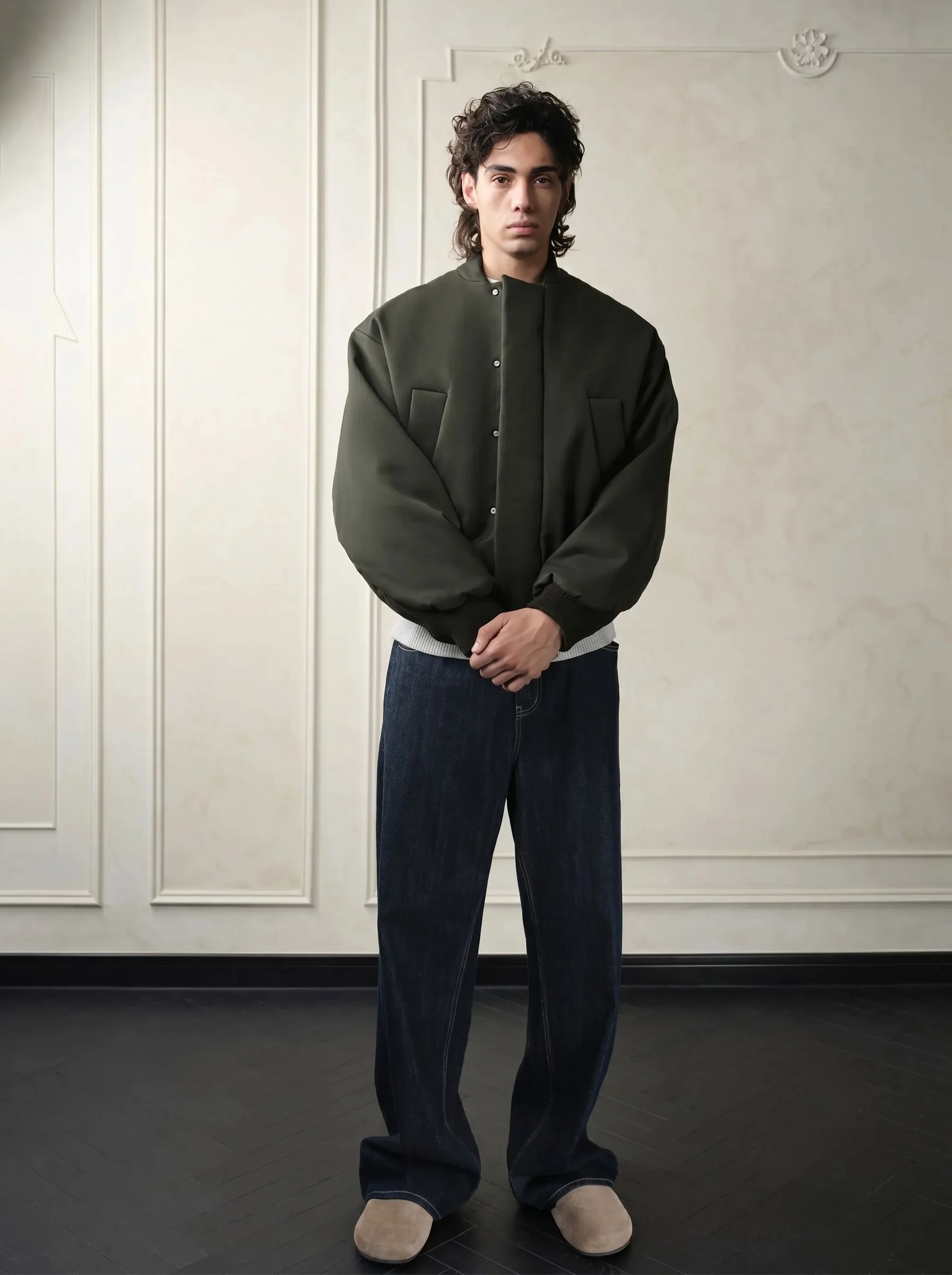 Panel Front Bomber - Image 2