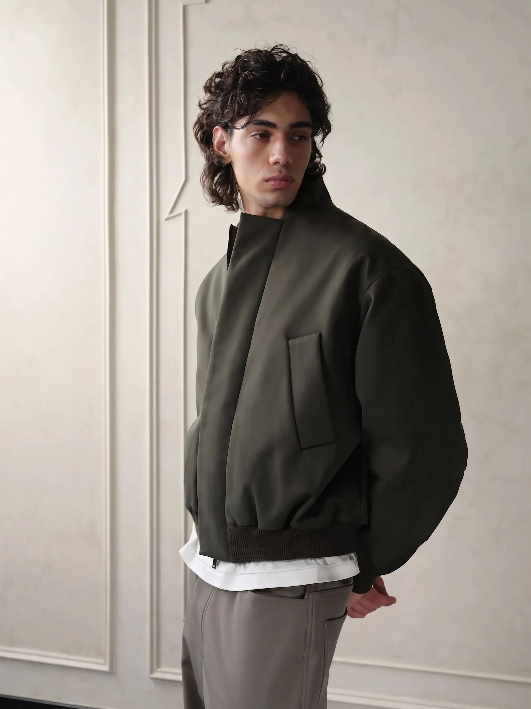 Panel Front Bomber - Image 4