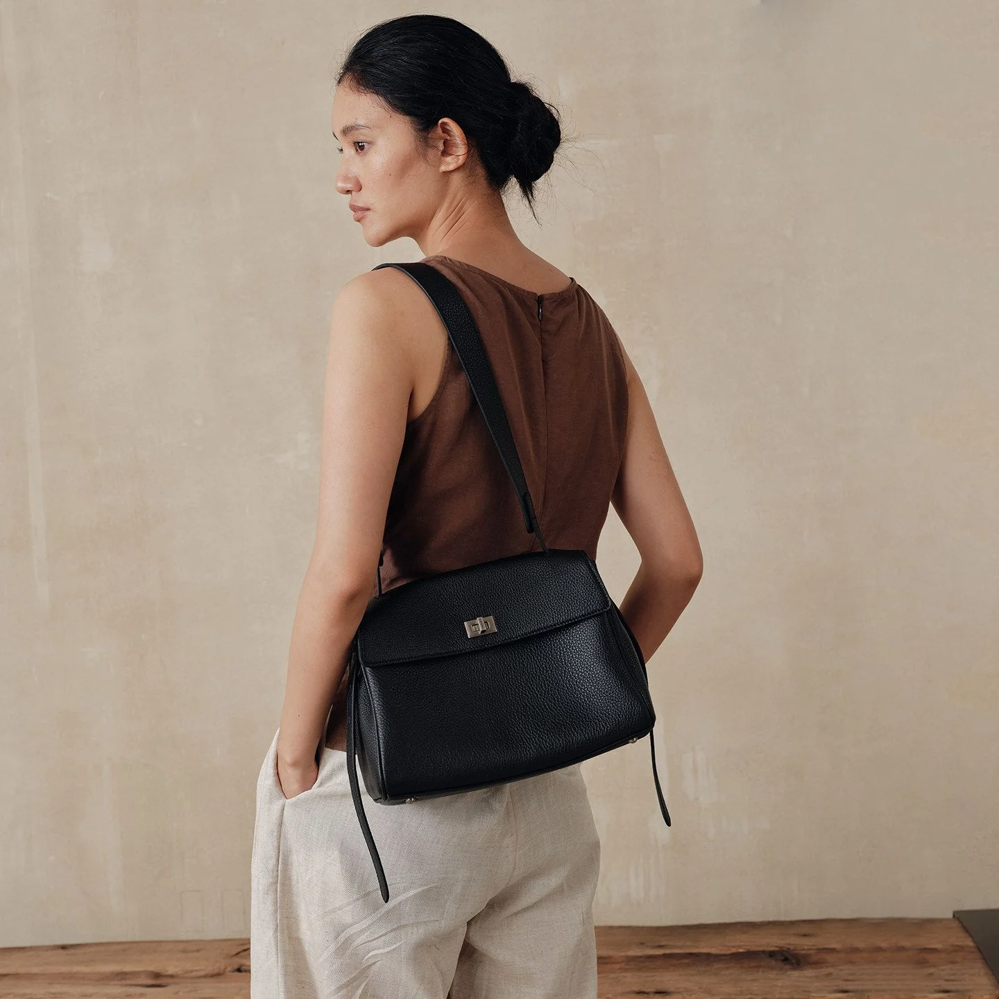 Pebbled Flap Shoulder Bag - Image 6