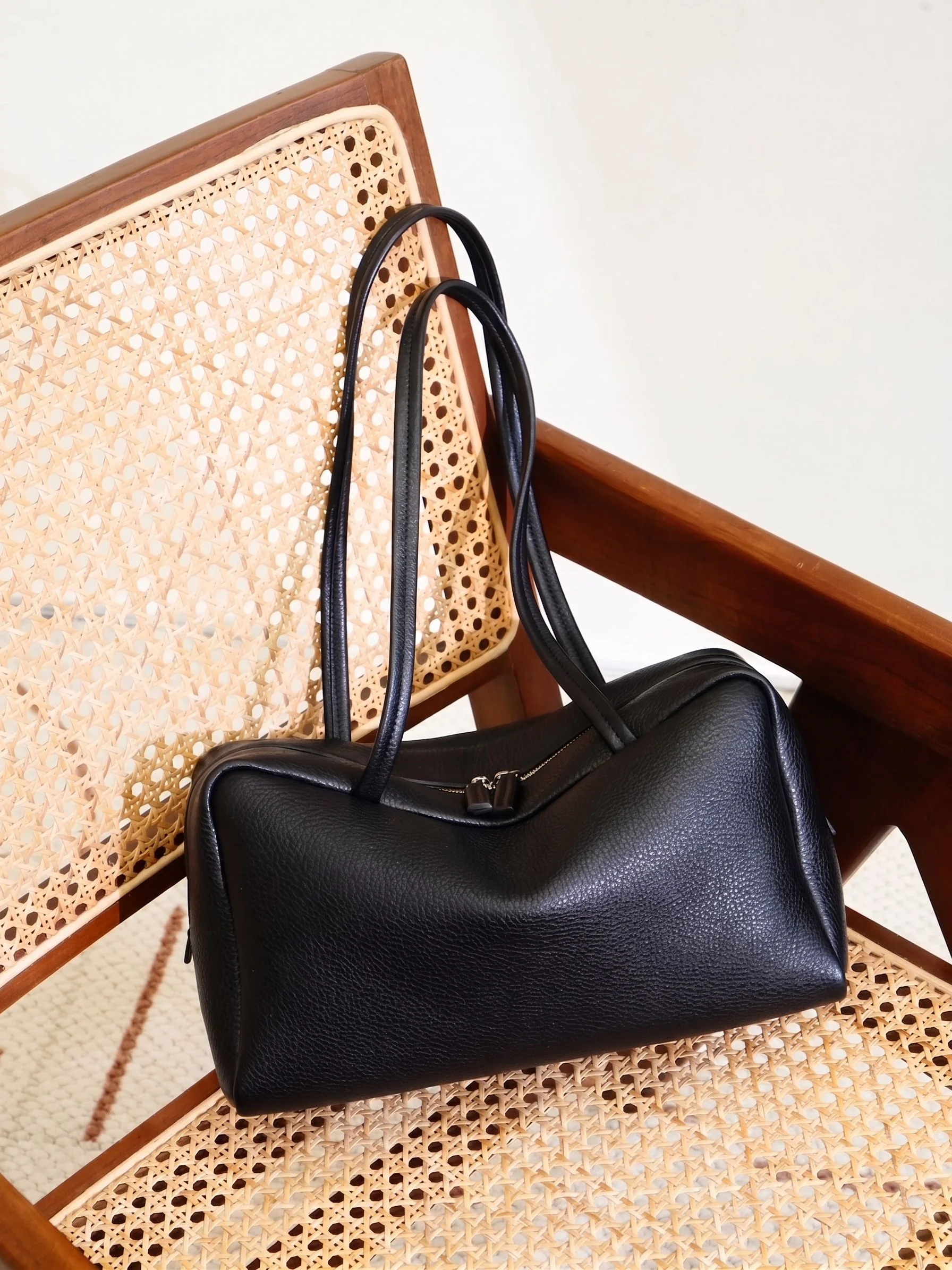 Pebbled Leather Shoulder Bag - Image 4