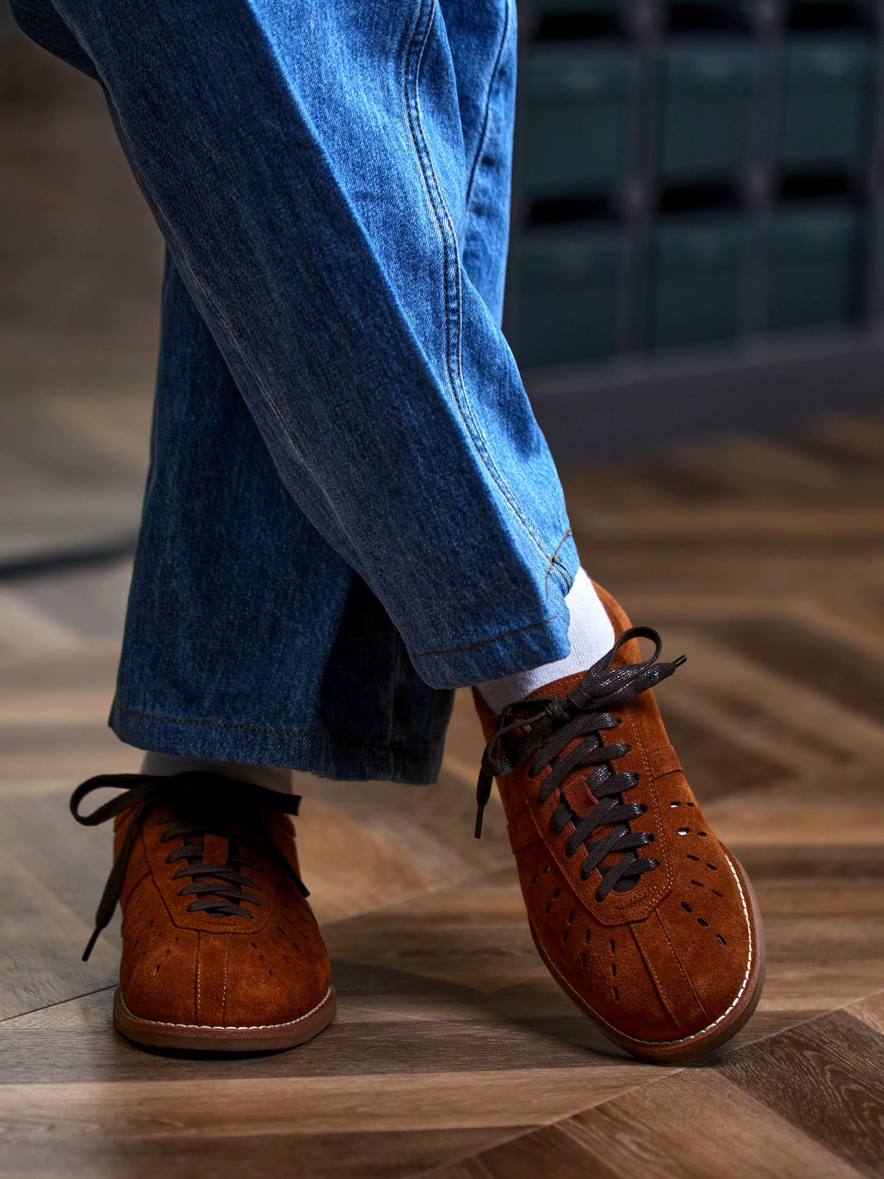 Perforated Leather Oxford - Image 5