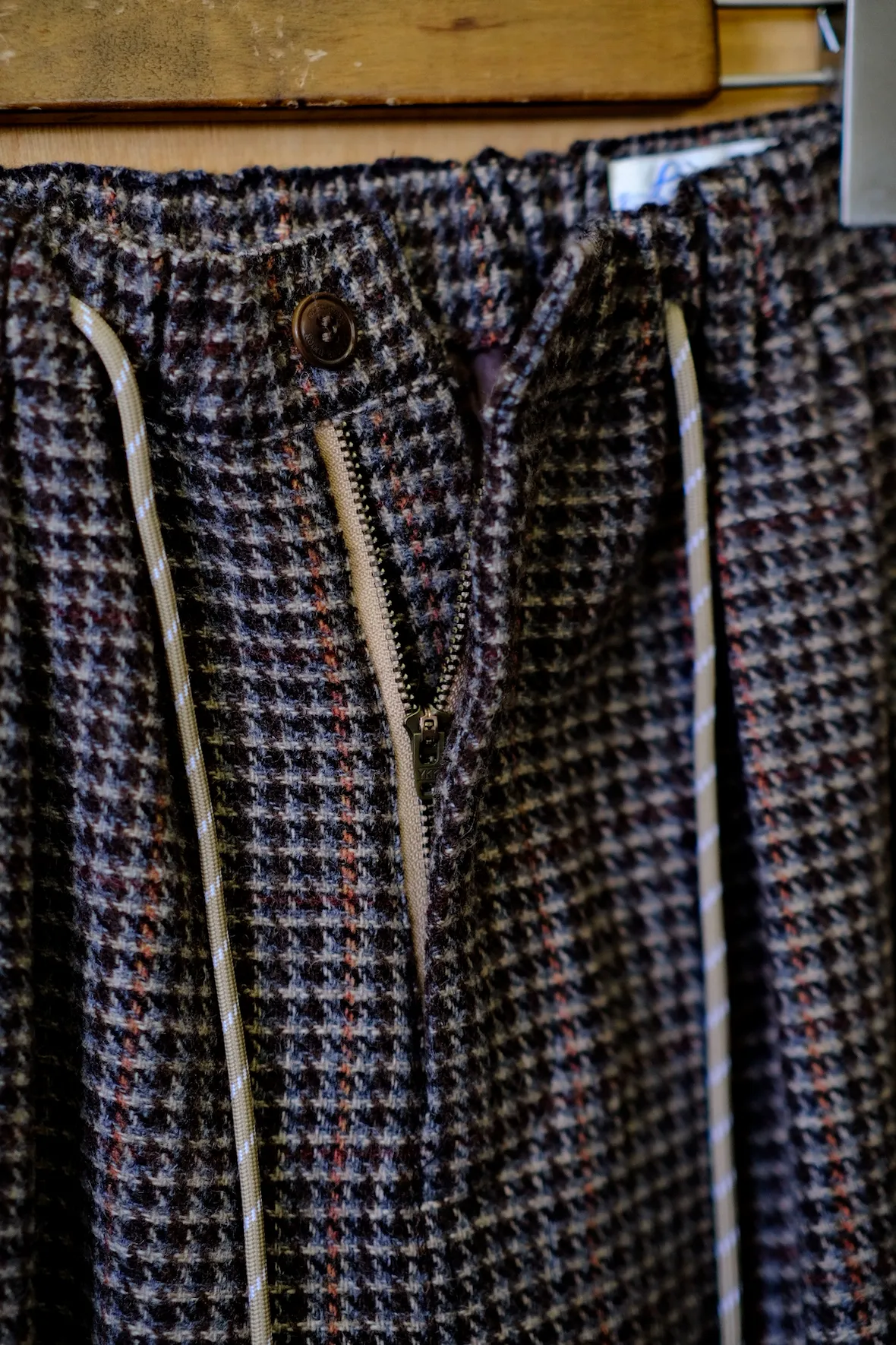 Plaid Wool Tweed Tapered Trousers - Image 7
