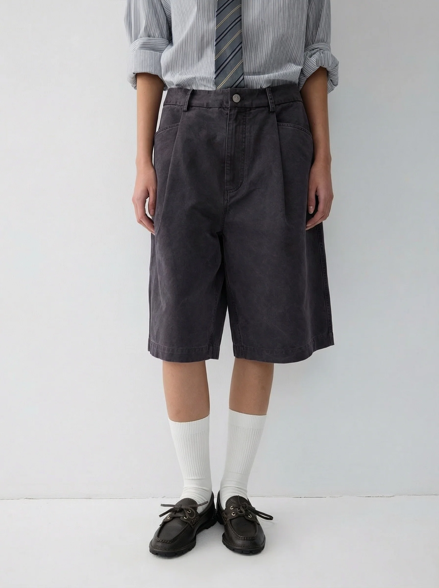Pleated Bermuda Shorts - Image 3