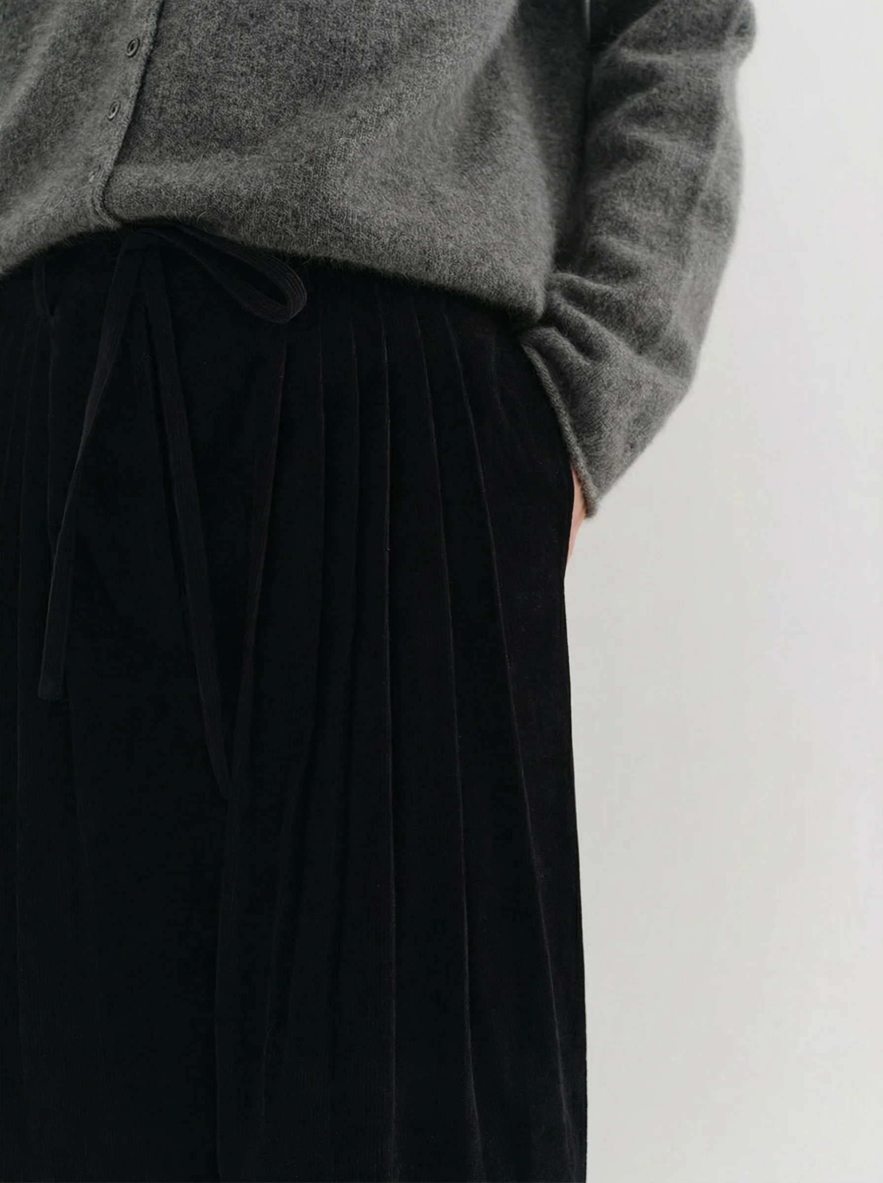 Pleated Drawstring Trousers - Image 4