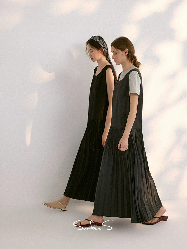 Pleated Drop-Waist Maxi Dress - Image 3
