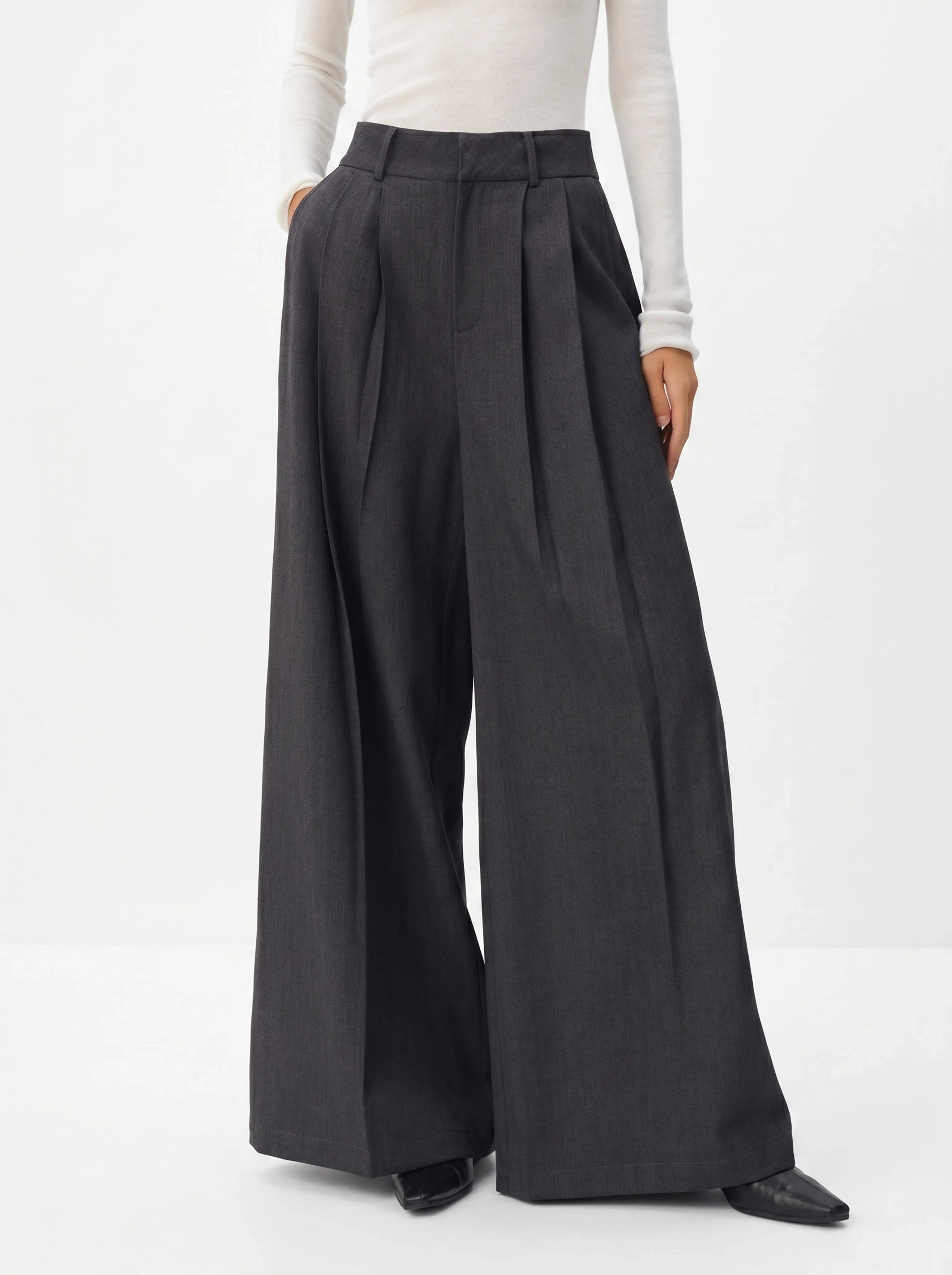 Pleated Merino Wide-Leg Trousers - Image 3