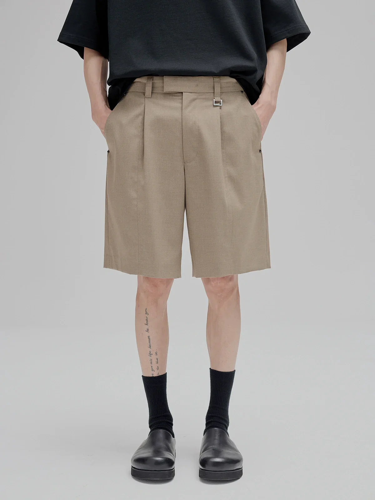 Pleated Suiting Bermuda Shorts