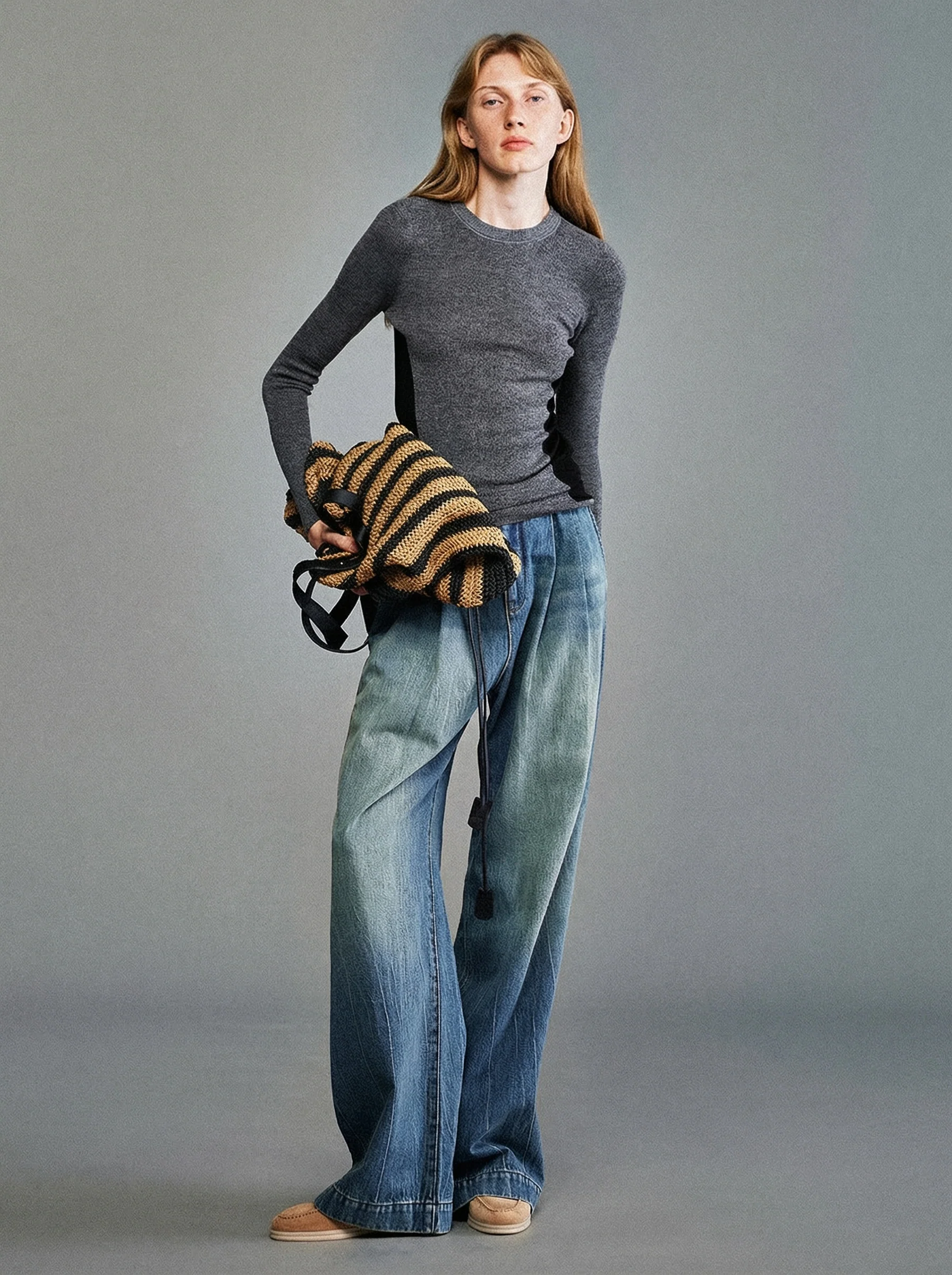 Pleated Wide-Leg Jeans - Image 4