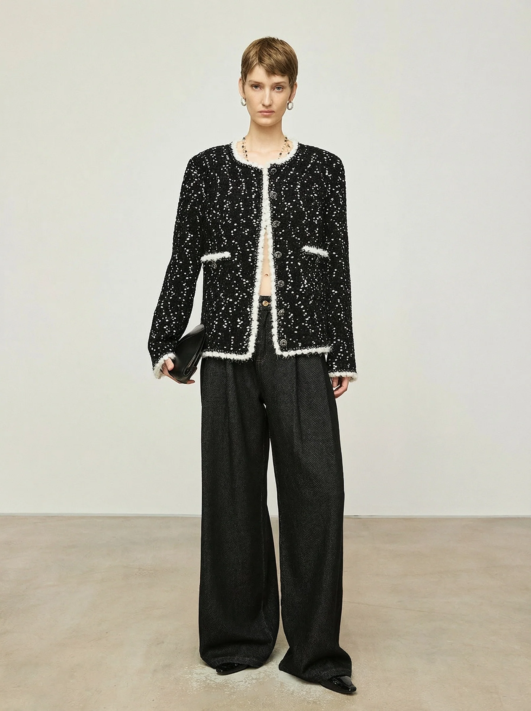 Pleated Wide-Leg Jeans