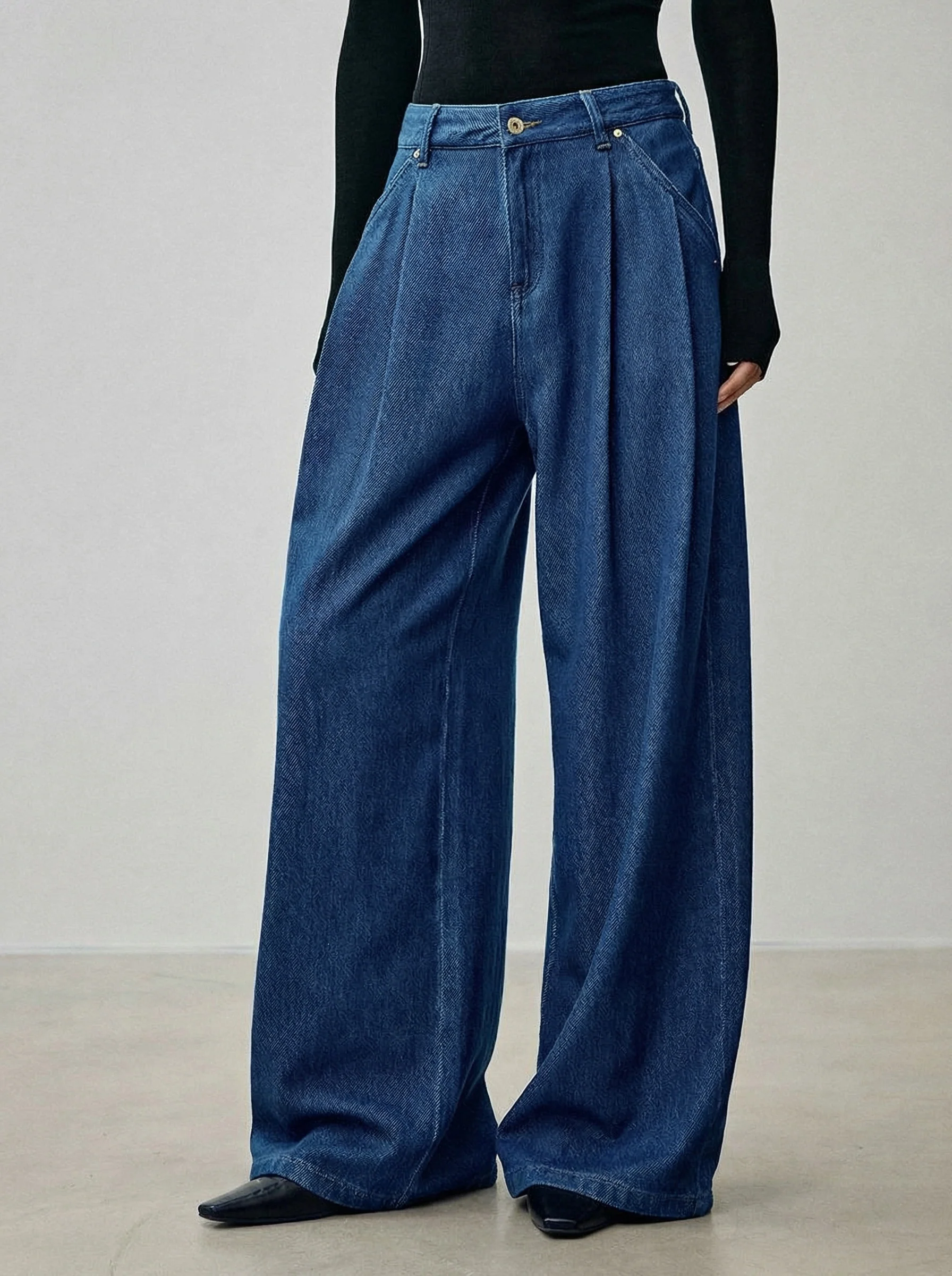 Pleated Wide-Leg Jeans - Image 4