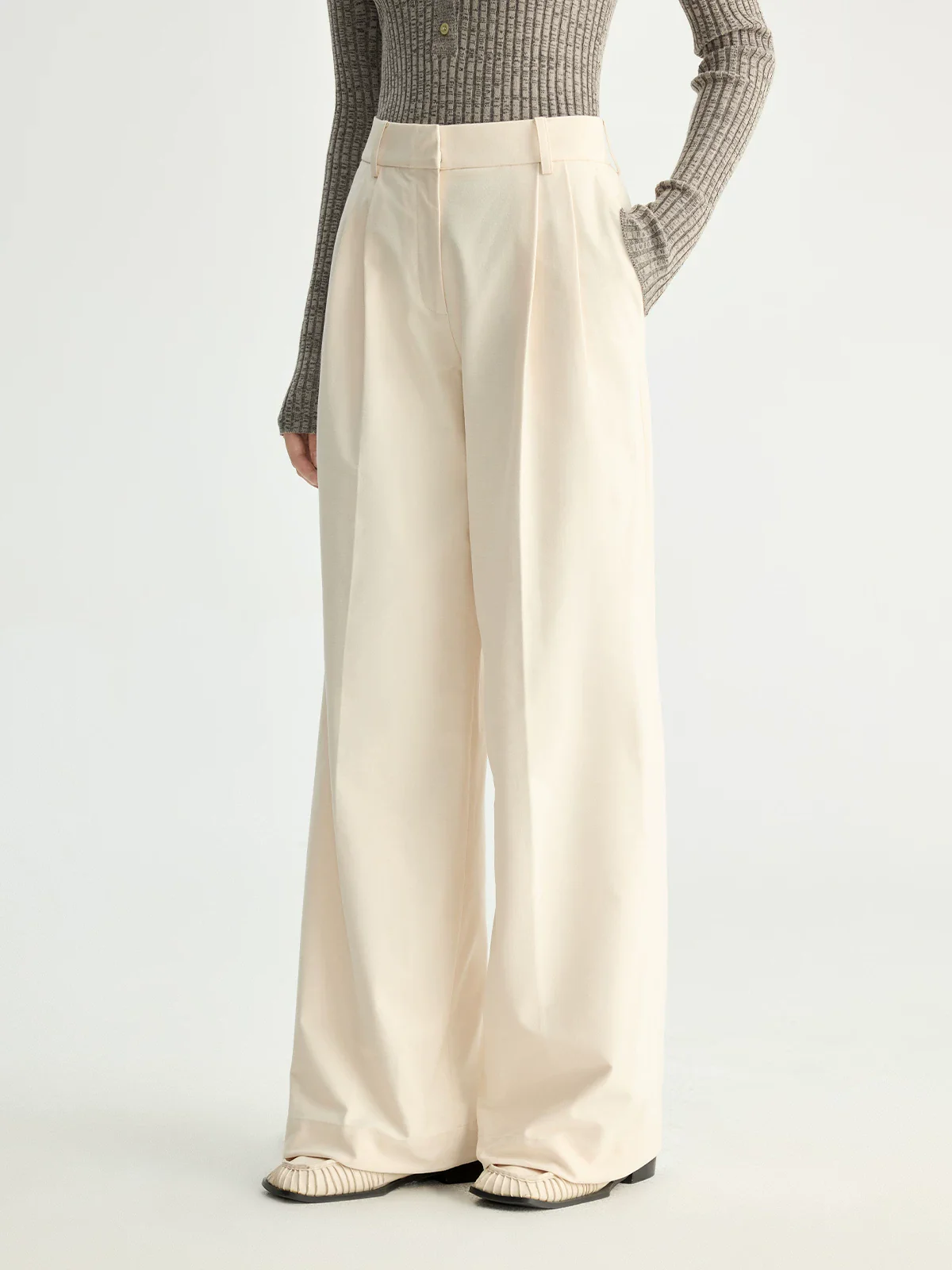 Pleated Wide-Leg Trousers - Image 3