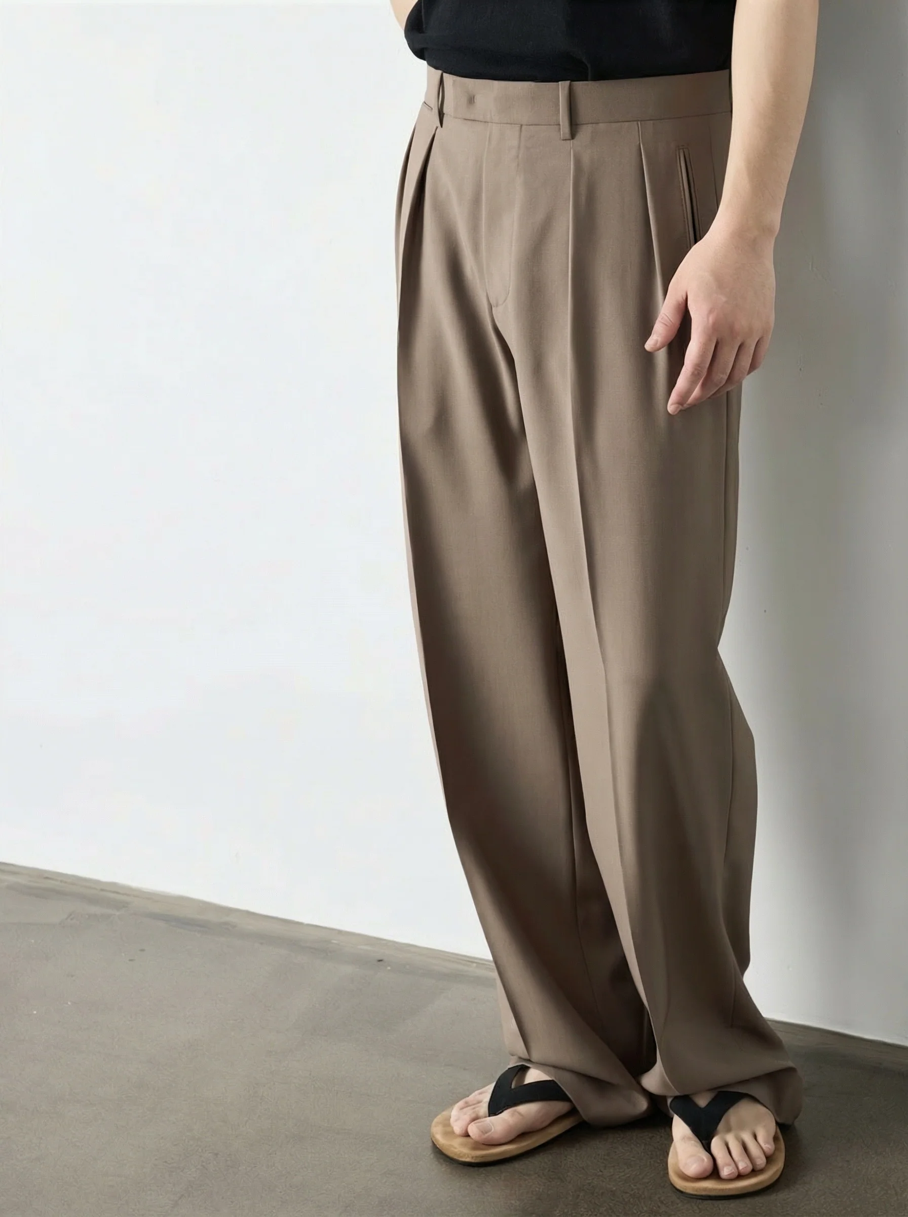 Pleated Wool Wide-Leg Trousers - Image 4