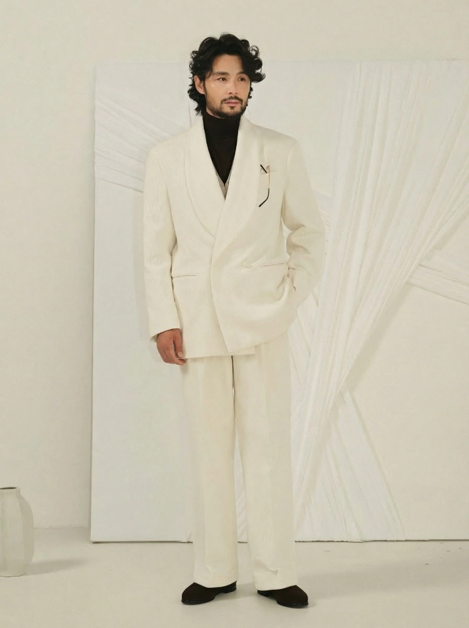 Pure Cotton Corduroy Double-Breasted Shawl-Collar Suit - Image 4