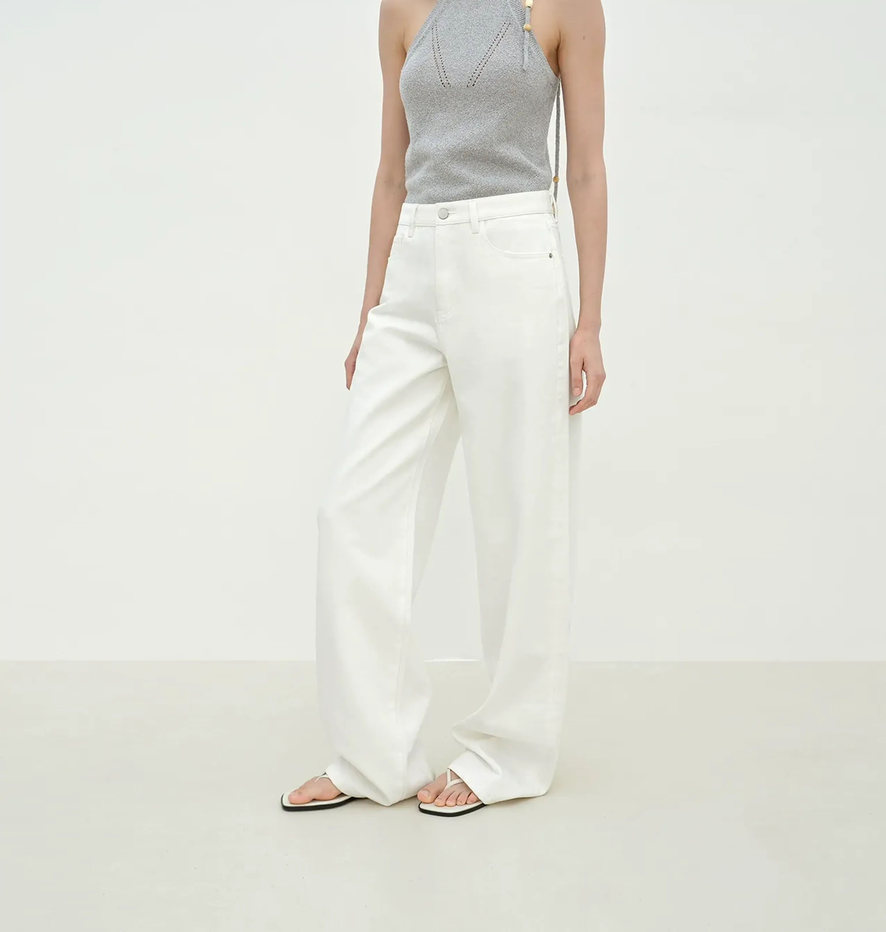 Pure White High-Waisted Wide-Leg Jeans - Image 7