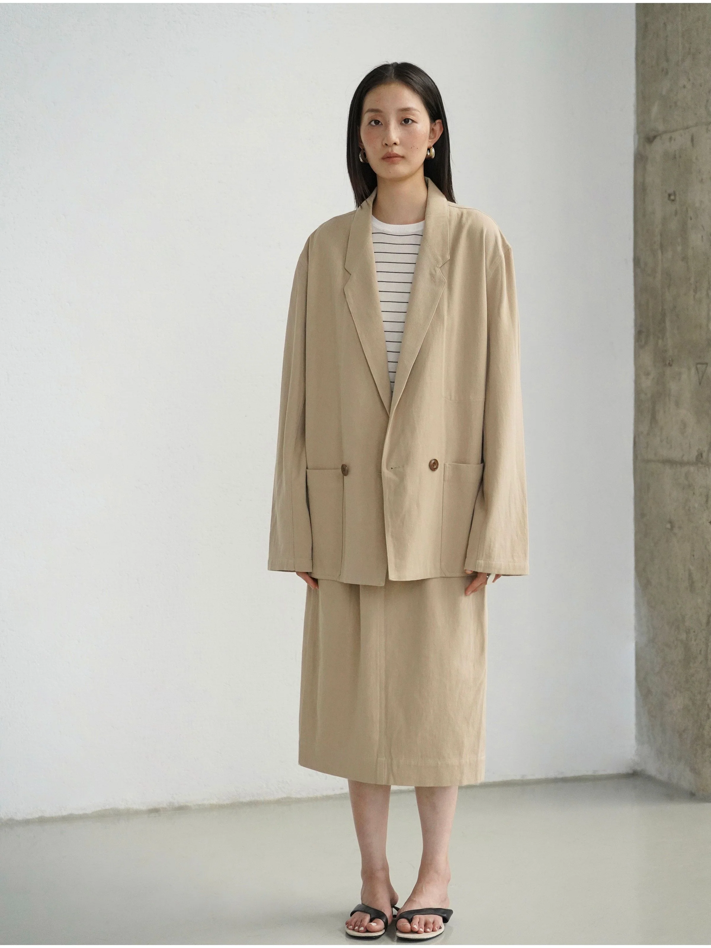 Relaxed Double-Breasted Blazer - Image 6