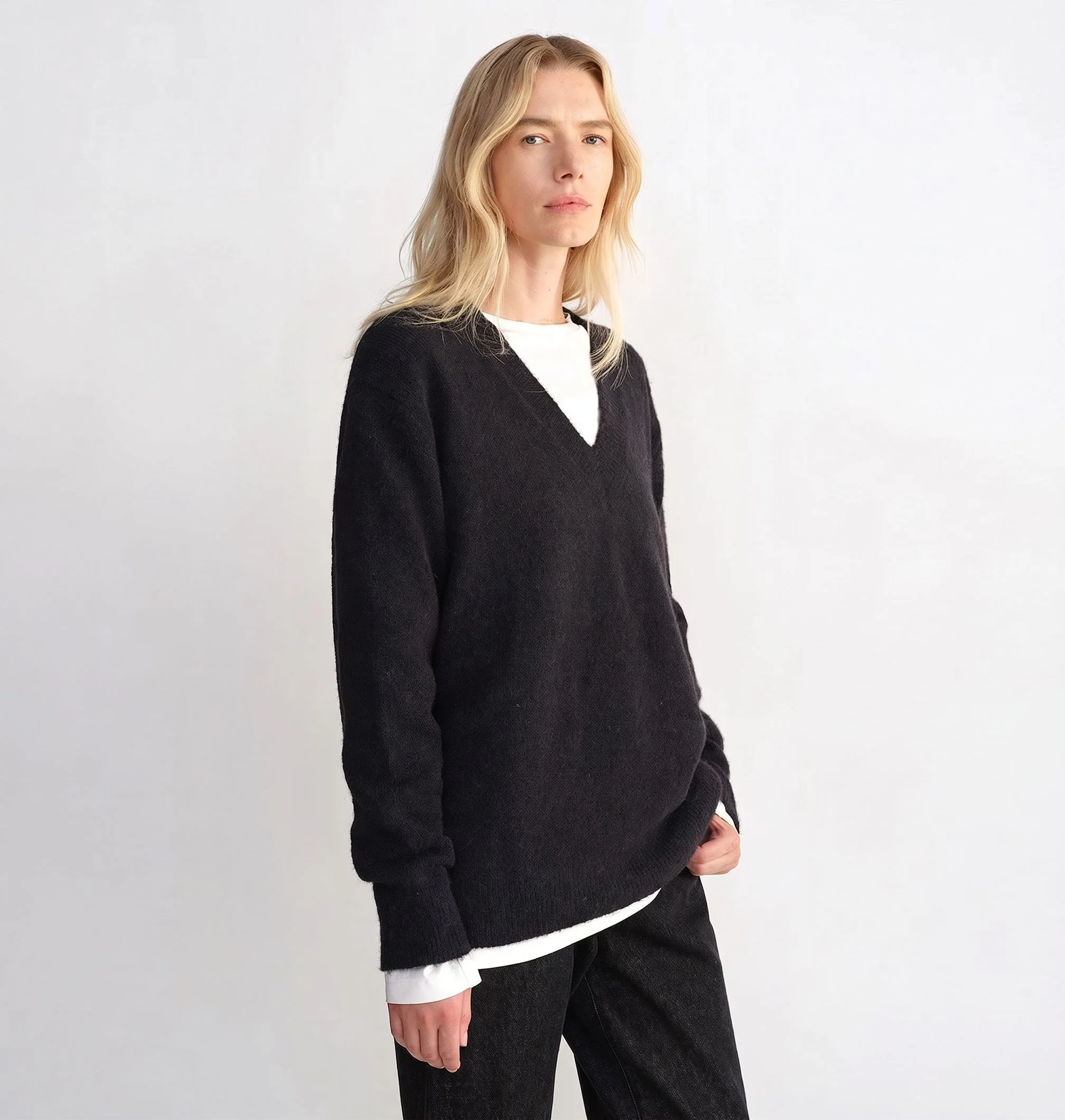 Relaxed V-Neck Sweater - Image 4