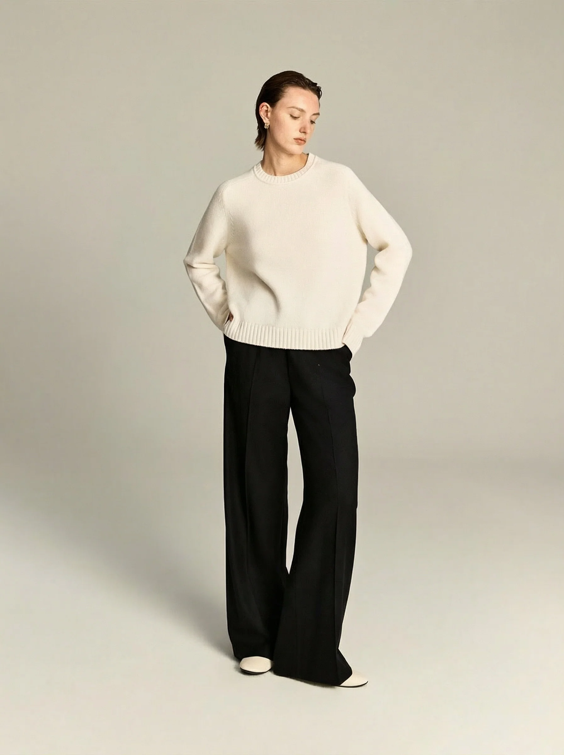 Relaxed Wool-Cashmere Straight-Leg Trousers