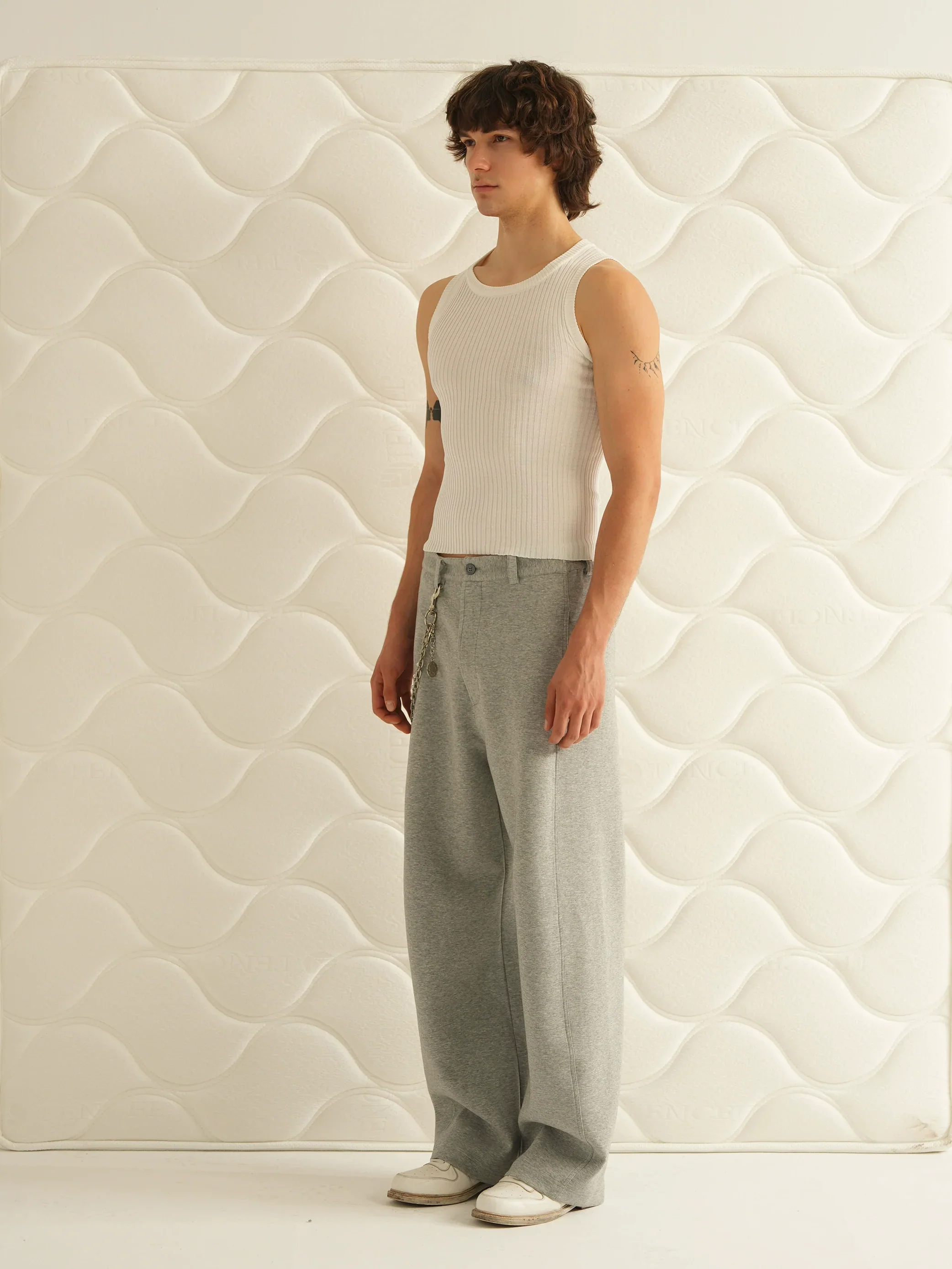 Retro 21 Wide-Leg Trousers - Image 2