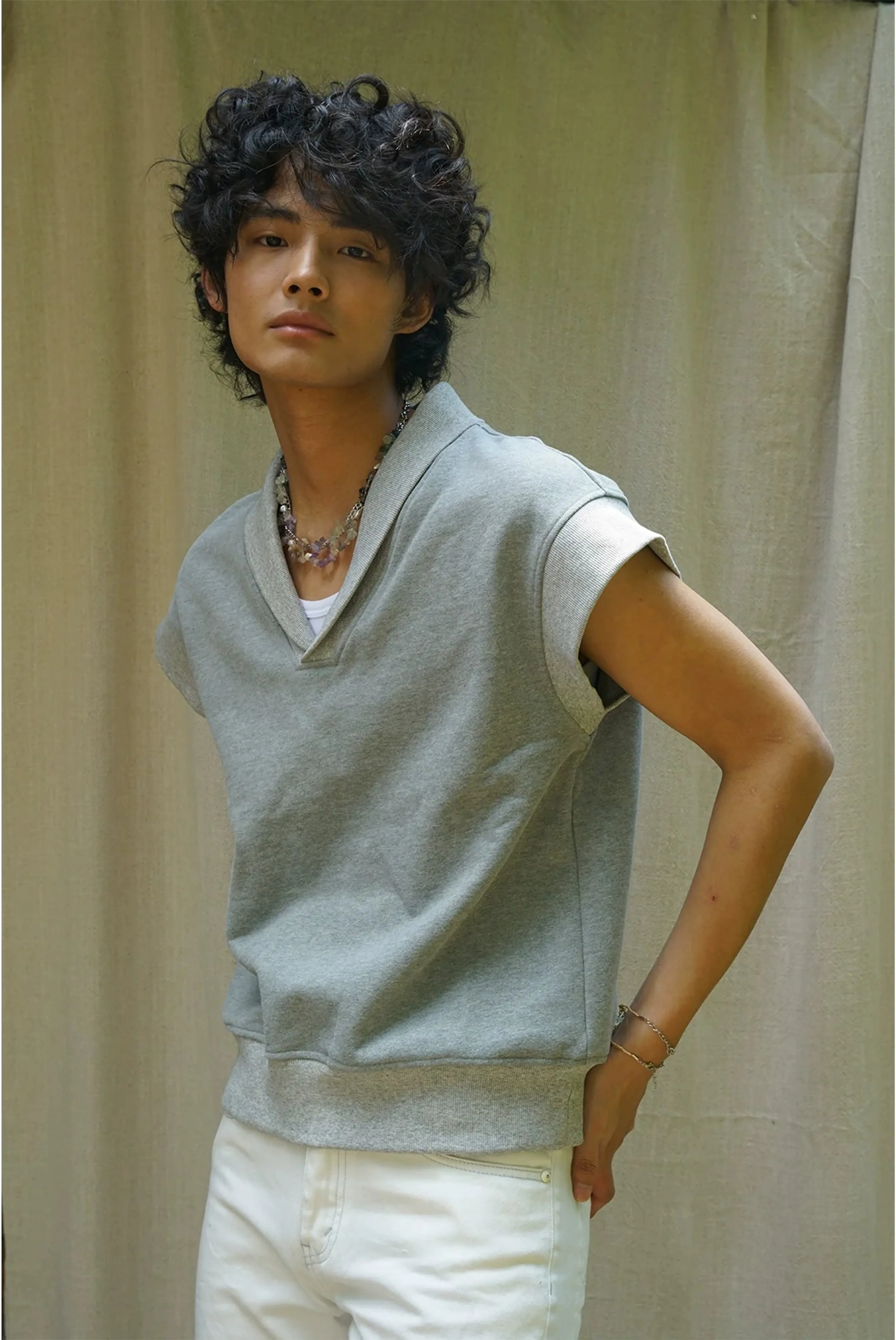 Retro Colorblock V-Neck Vest - Image 3