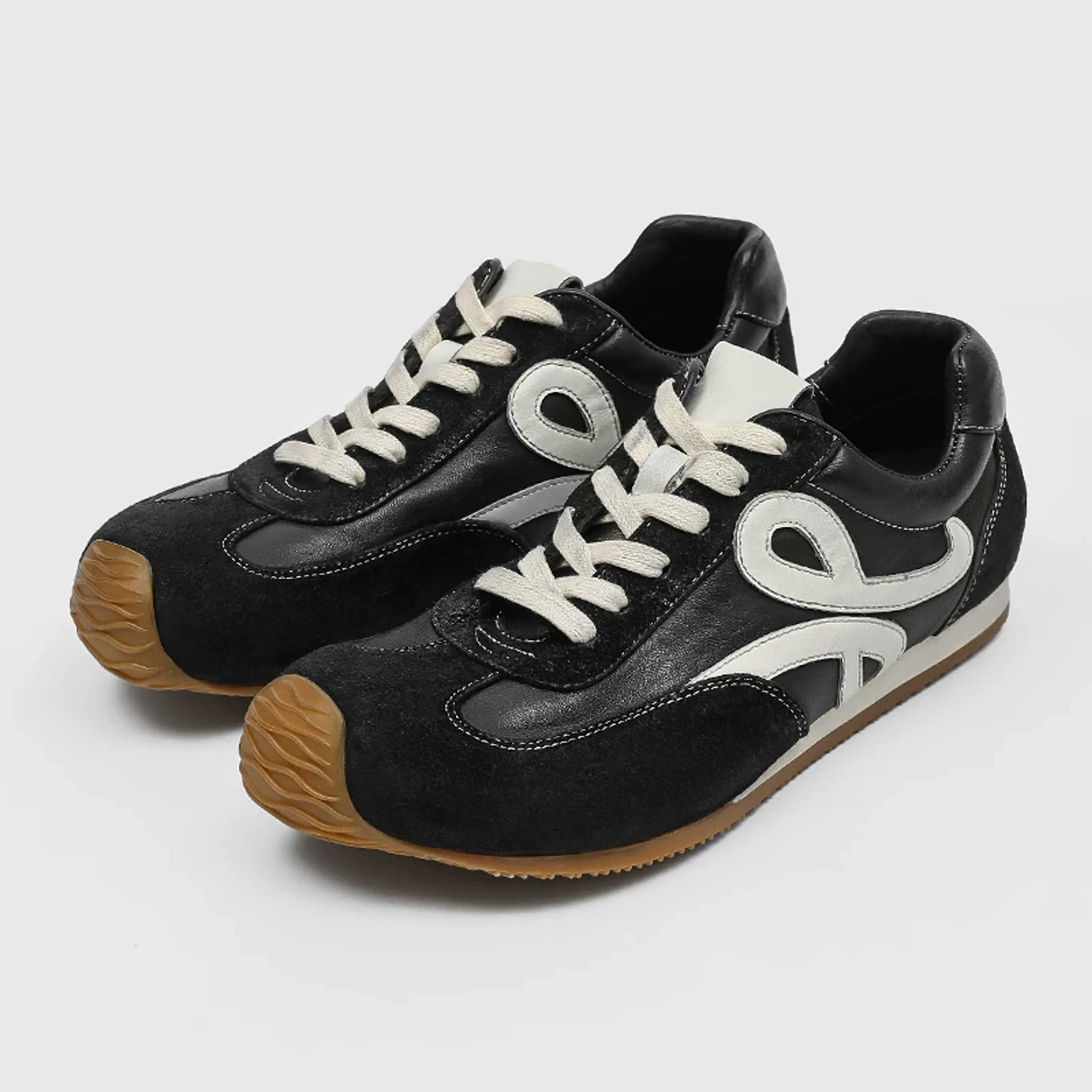 Retro Horse Leather Sneakers - Image 5
