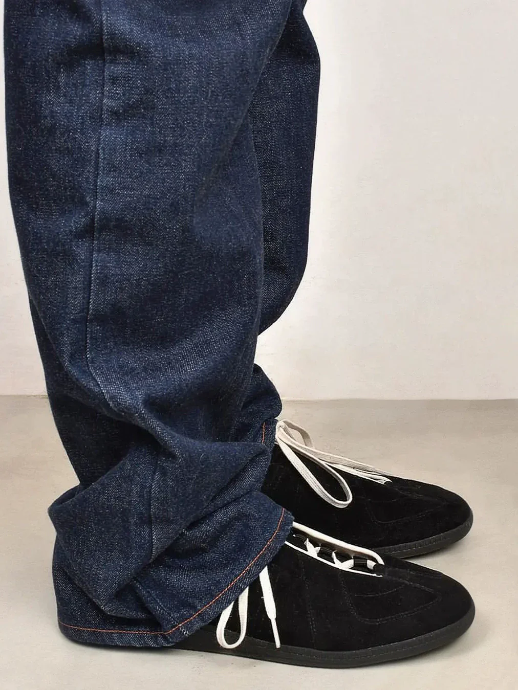 Retro Leather Trainer Sneakers - Image 3