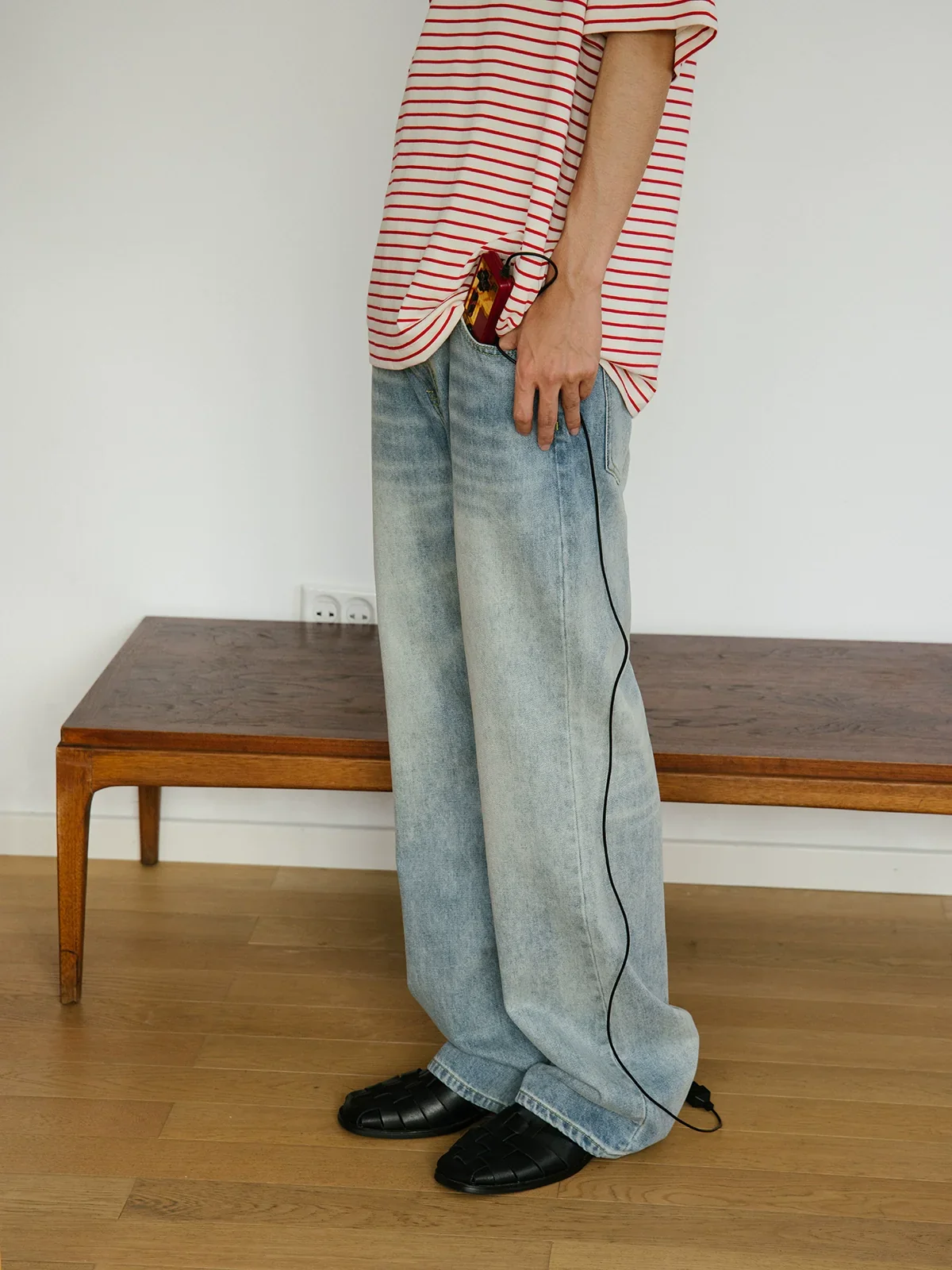 Retro Washed Bootcut Jeans - Image 2