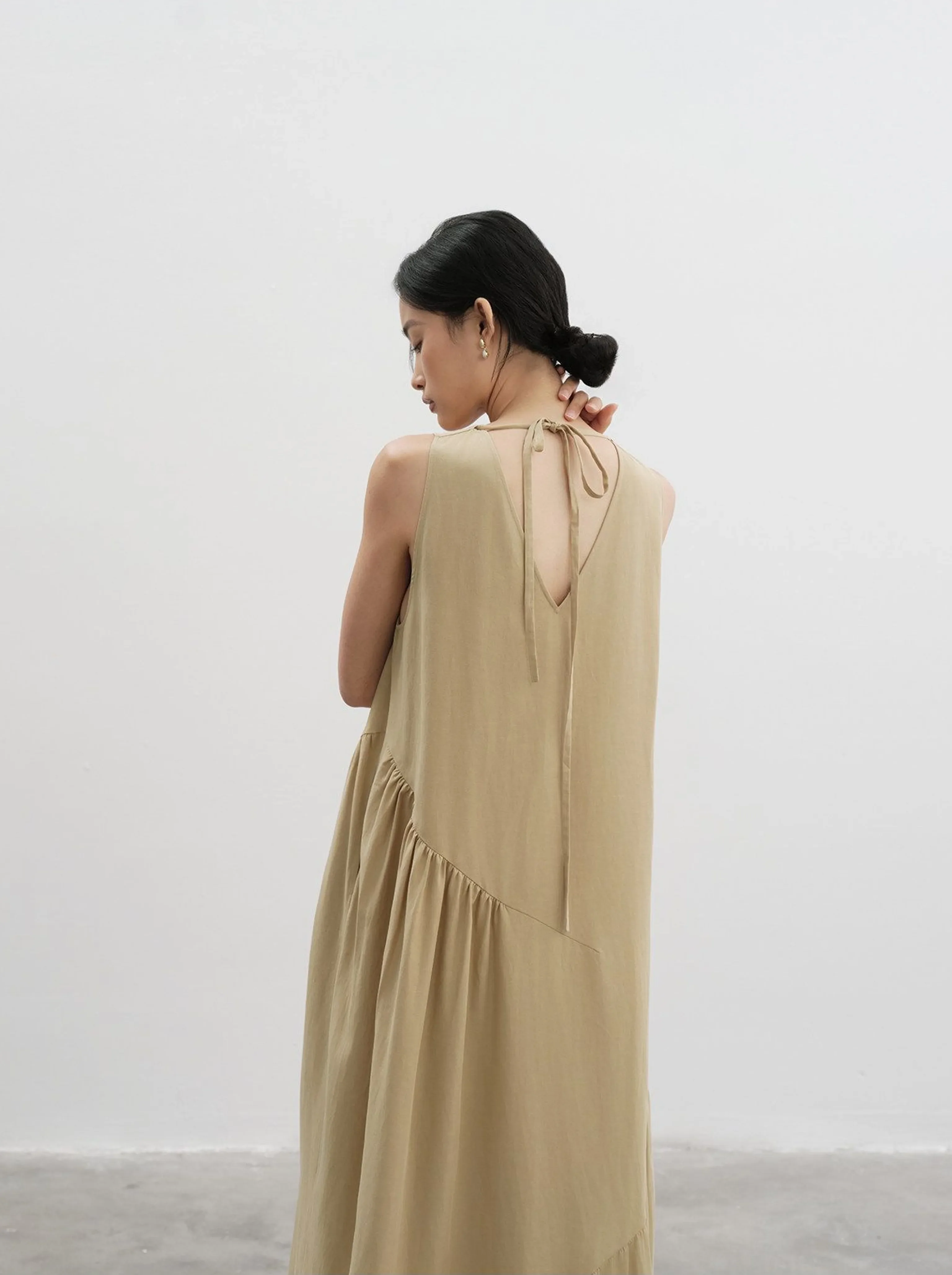 Reversible Asymmetric Maxi Dress - Image 5