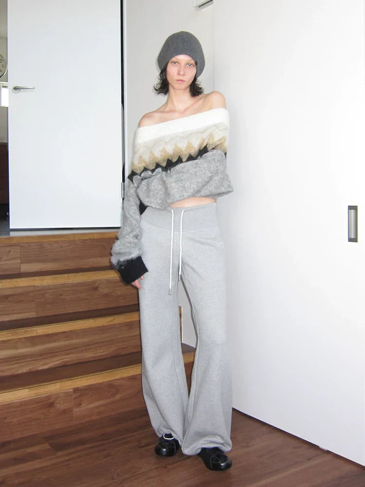Reversible Fair Isle Off-Shoulder Sweater - Image 5
