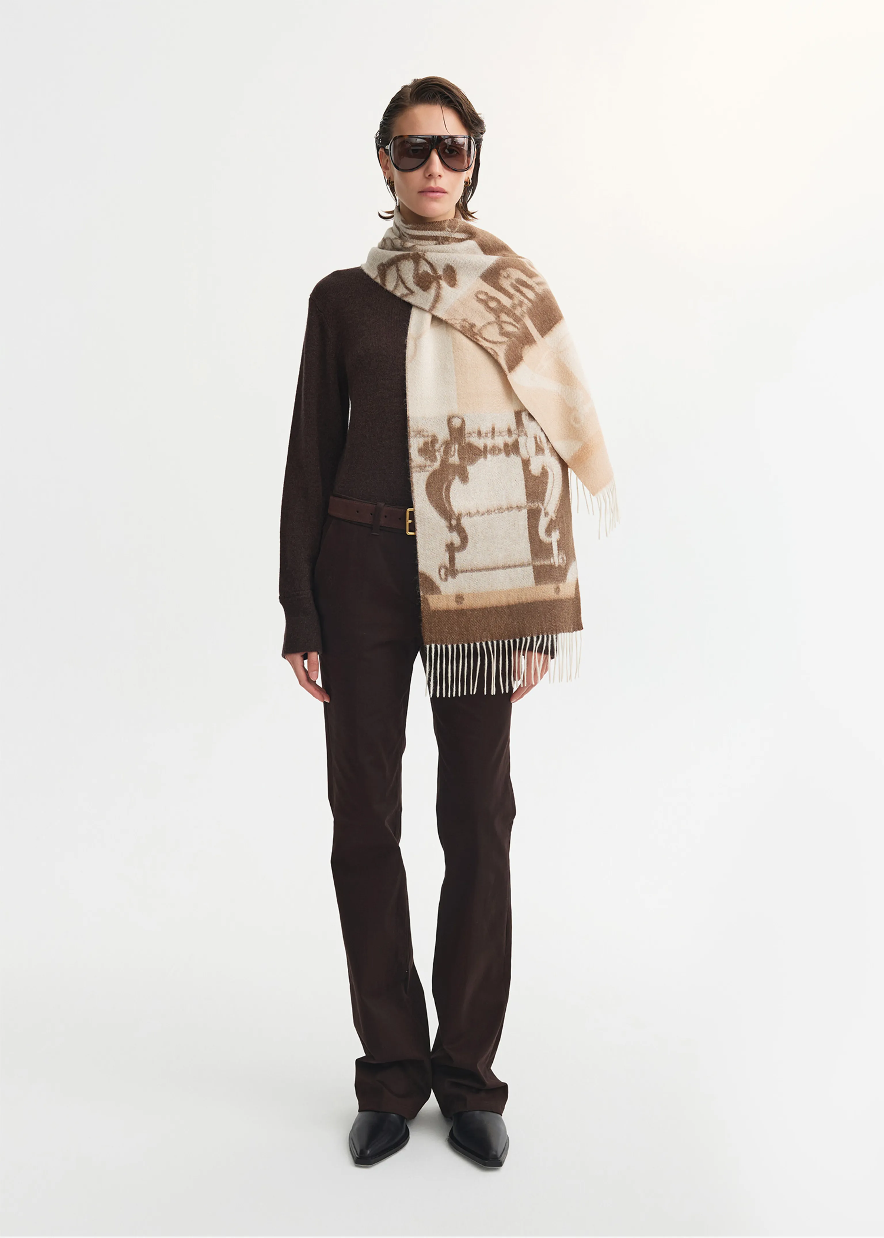 Reversible Jacquard Cashmere Scarf - Image 3