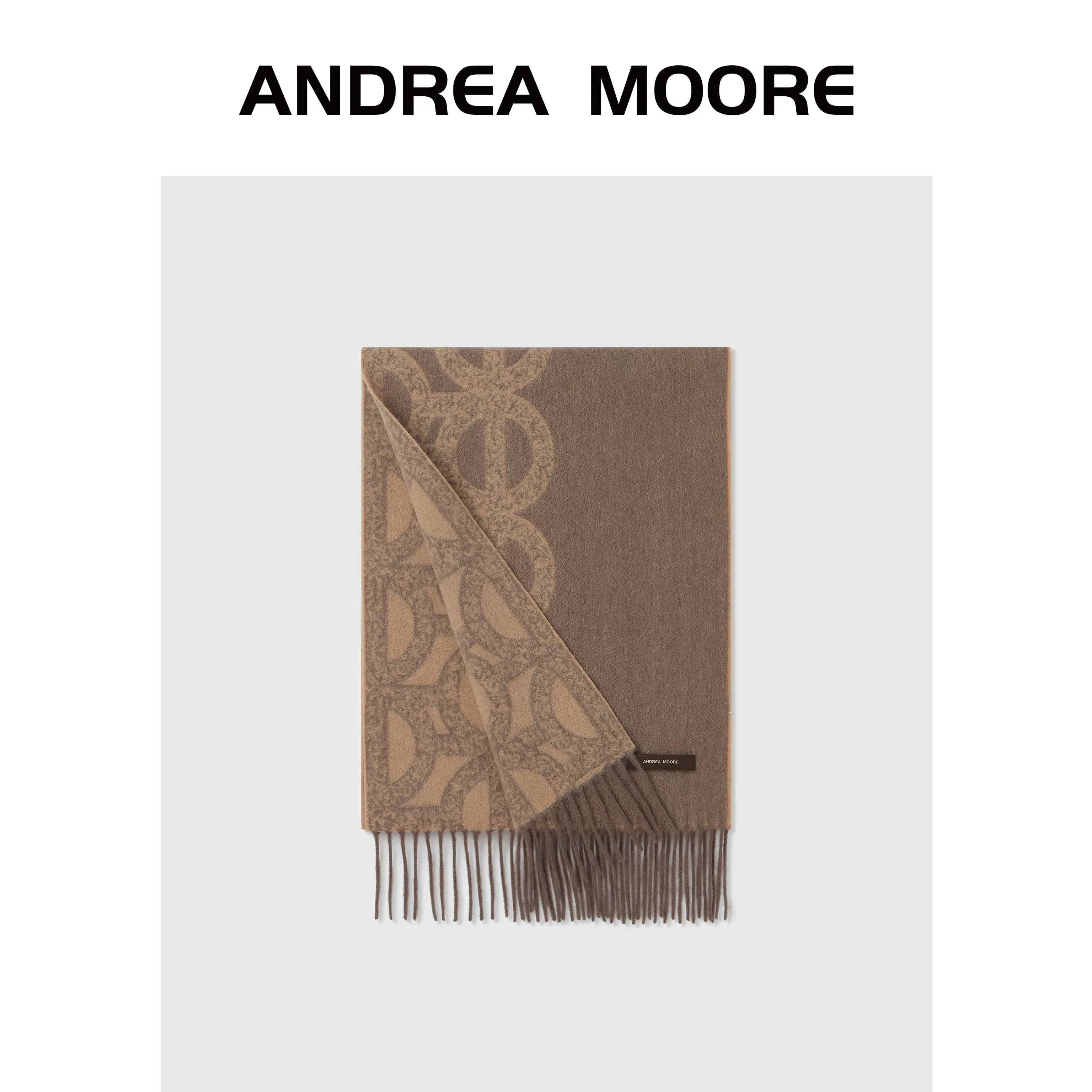 Reversible Jacquard Lambswool Scarf - Image 14