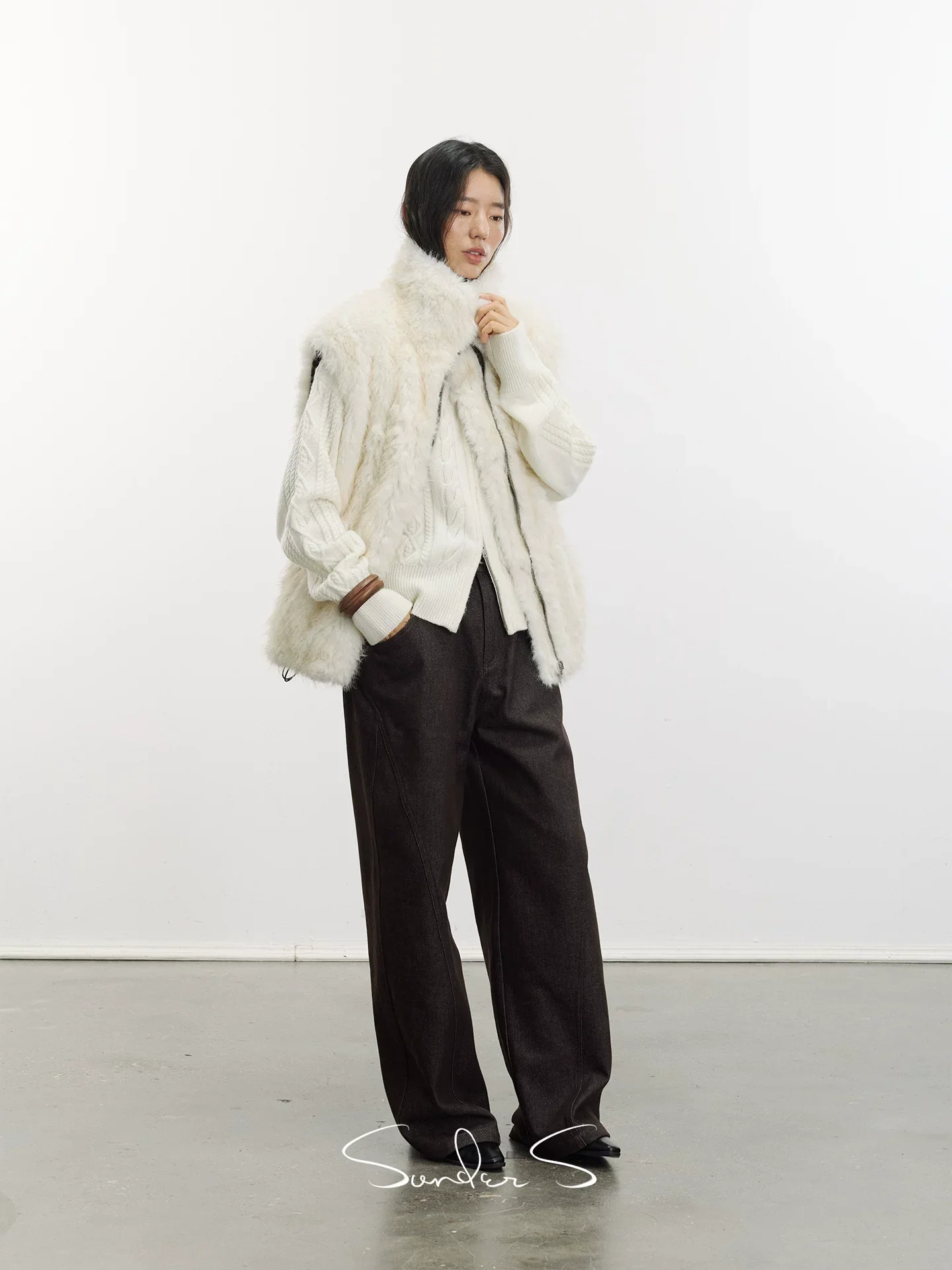 Reversible Two-Tone Faux Shearling Vest - Image 2