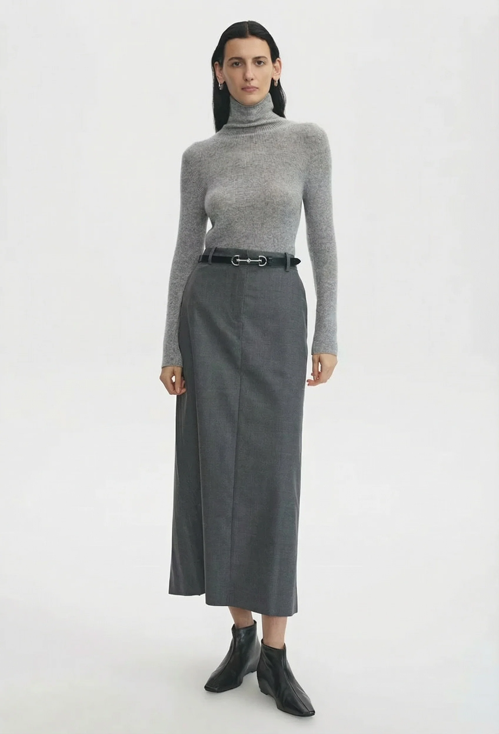 Ribbed Turtleneck Sweater - Image 2