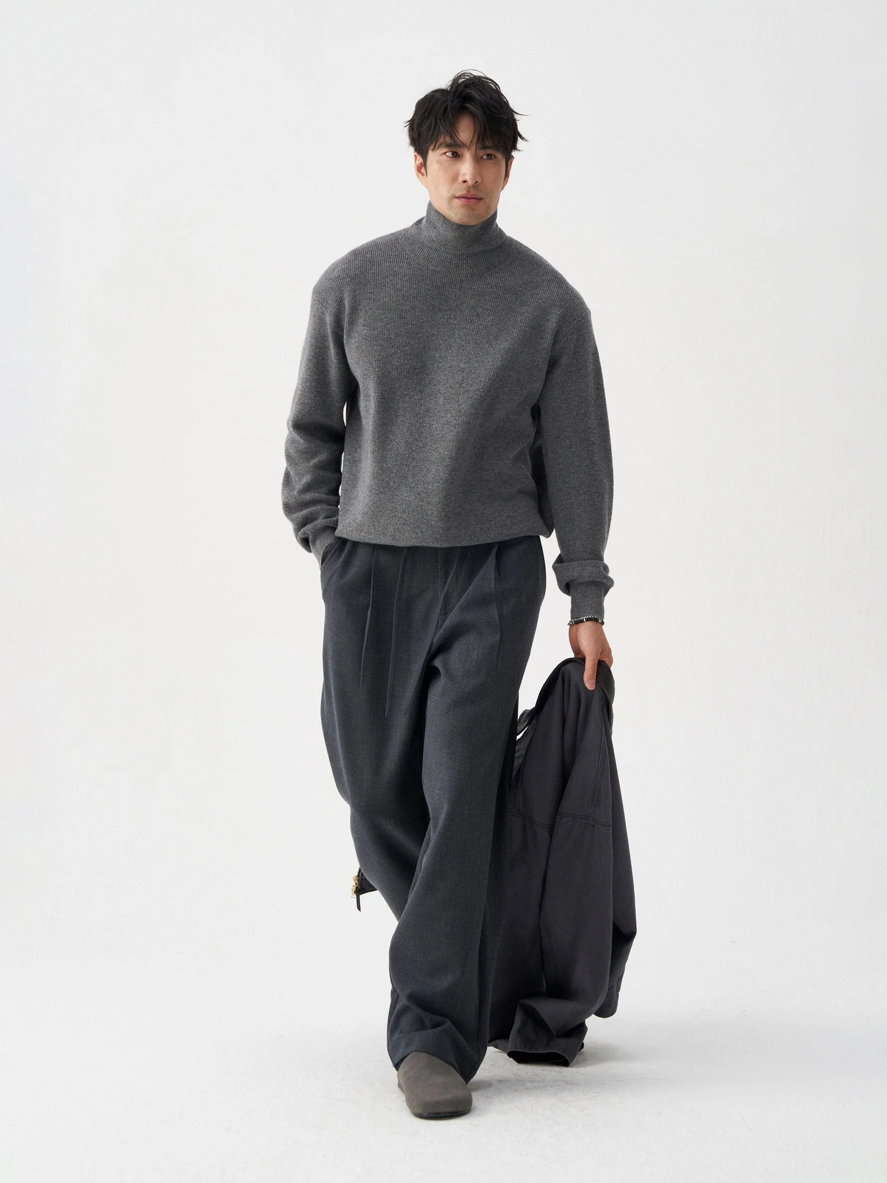 Ribbed Turtleneck Sweater - Image 4