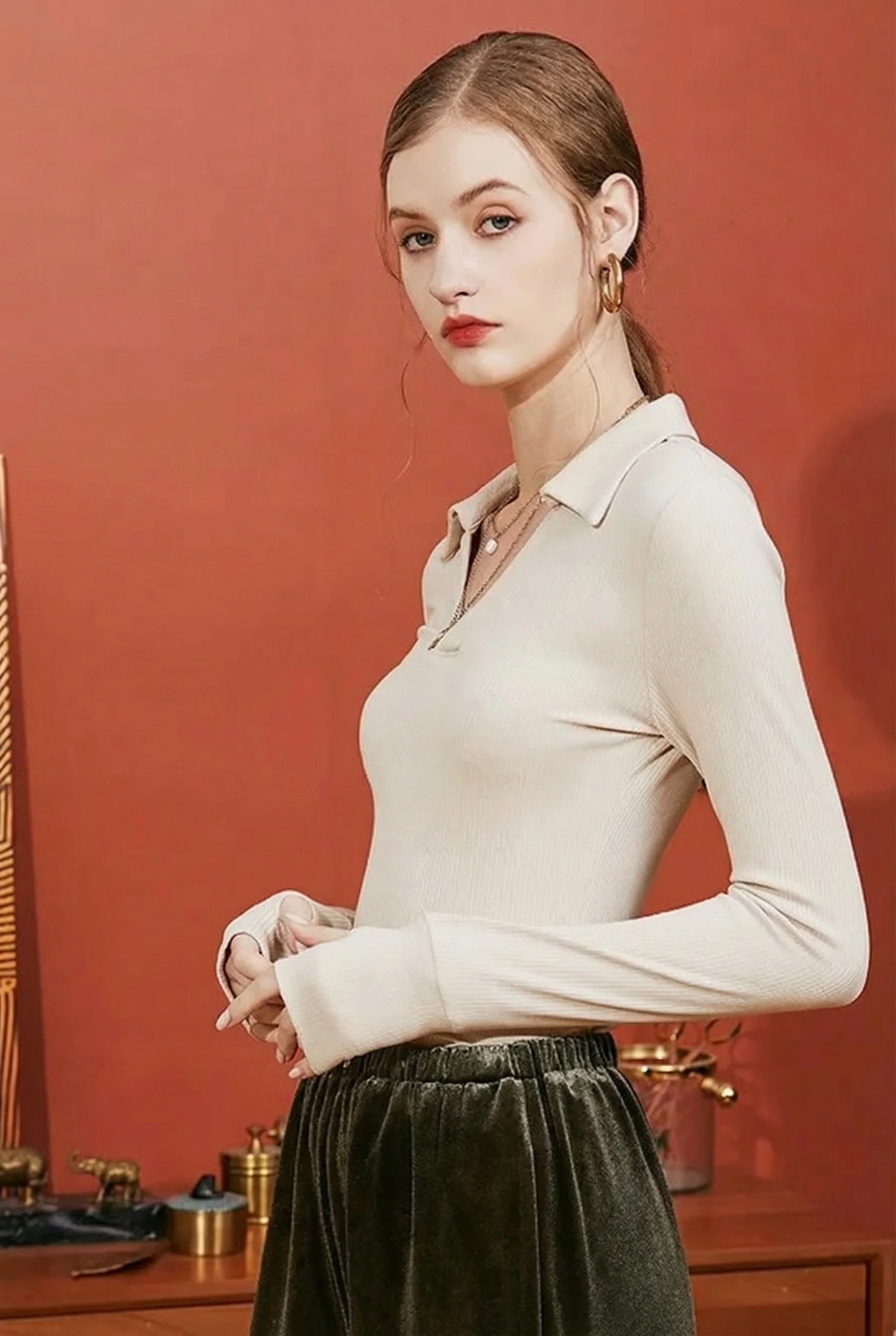 Ribbed V-Neck Polo Top - Image 4
