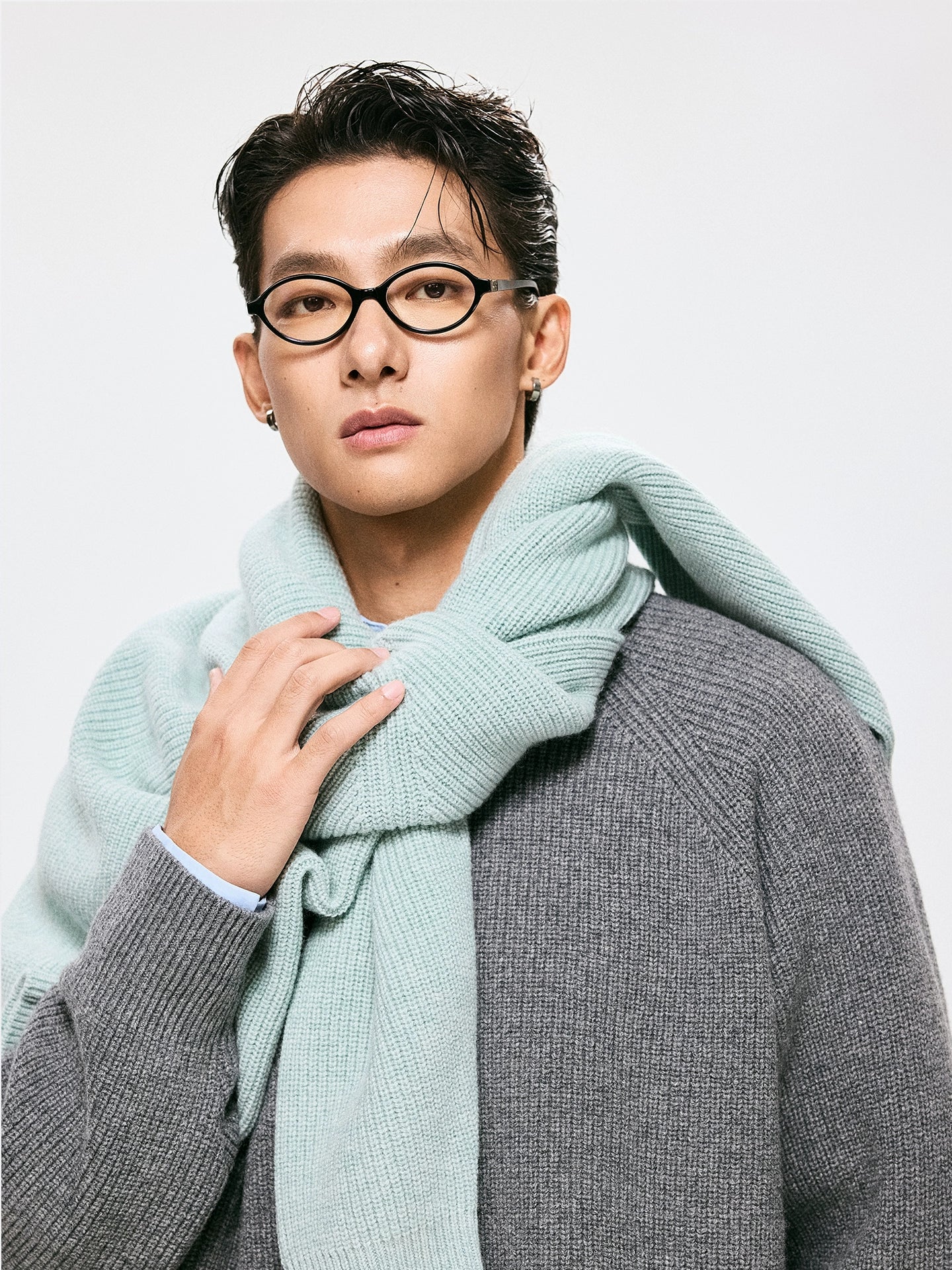 Ribbed Wool-Cashmere Raglan Sweater