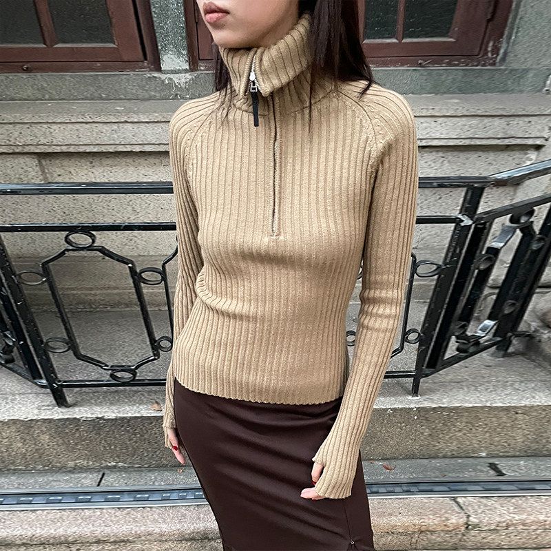 Ribbed Zip Sweater - Image 12
