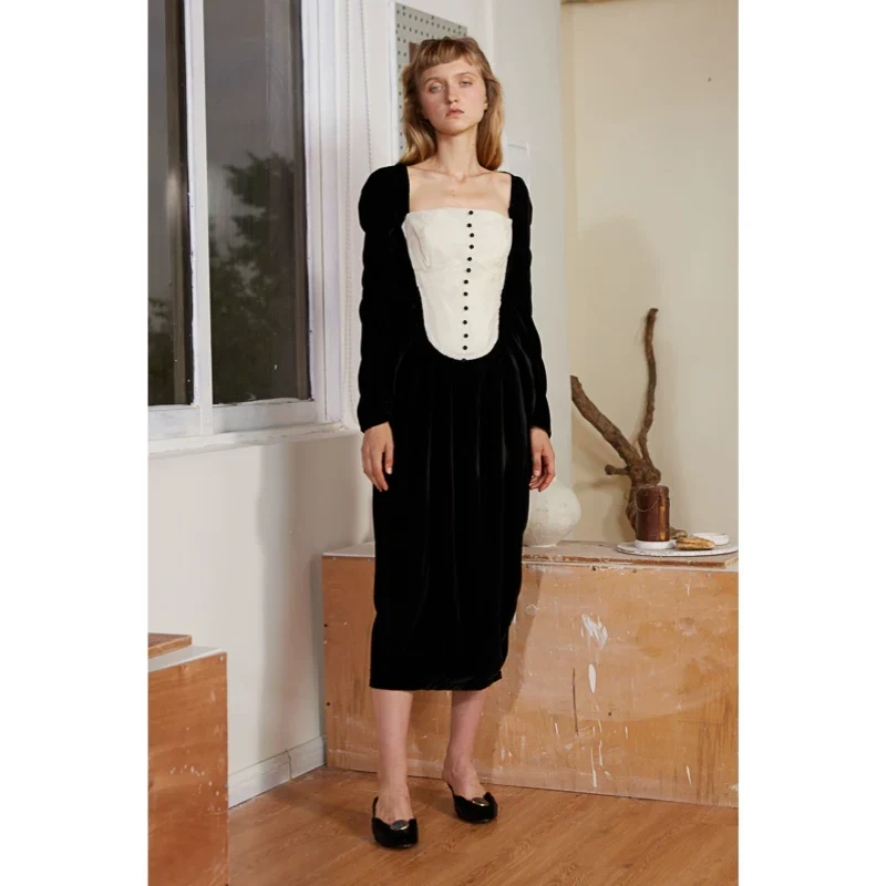 Rimless Velvet Contrast Dress - Image 2