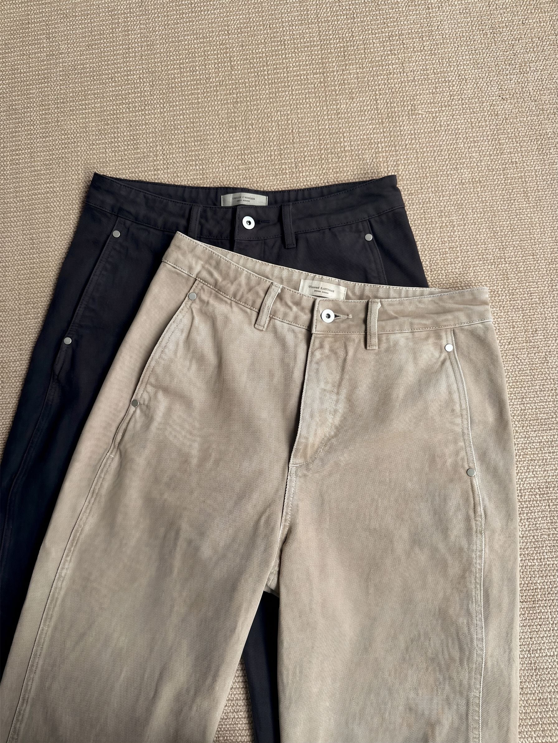 Rivet Straight Jeans - Image 5