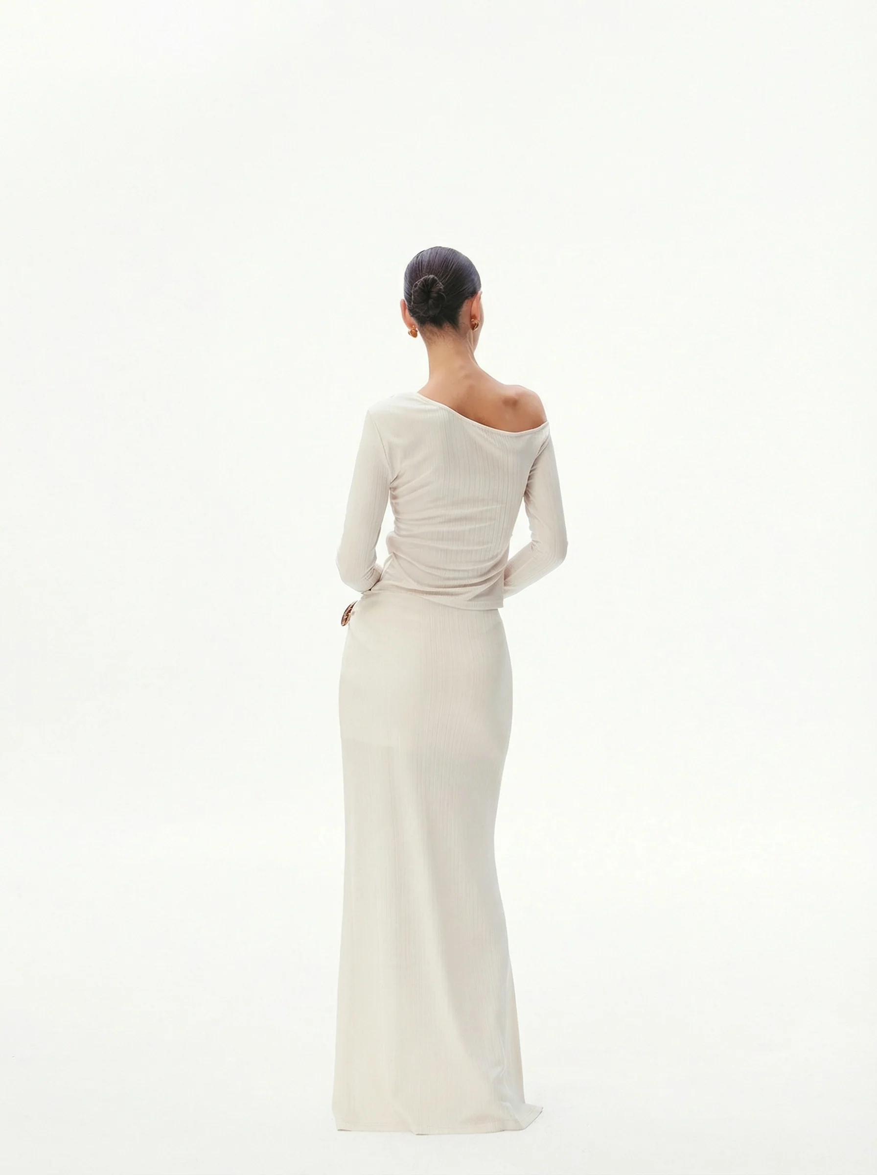 Ruched Hardware Maxi Skirt - Image 7