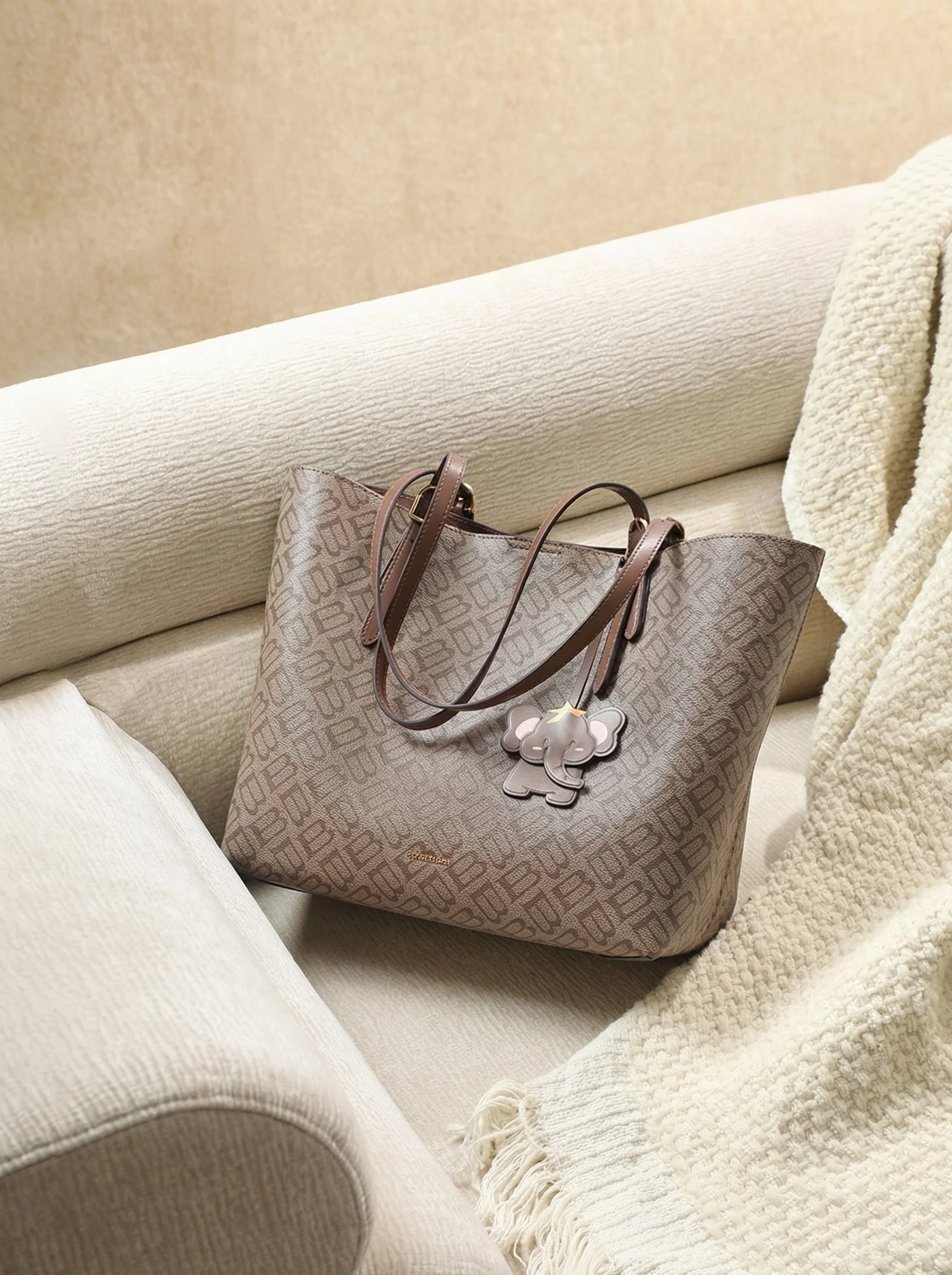 Seagull Monogram Tote - Image 2
