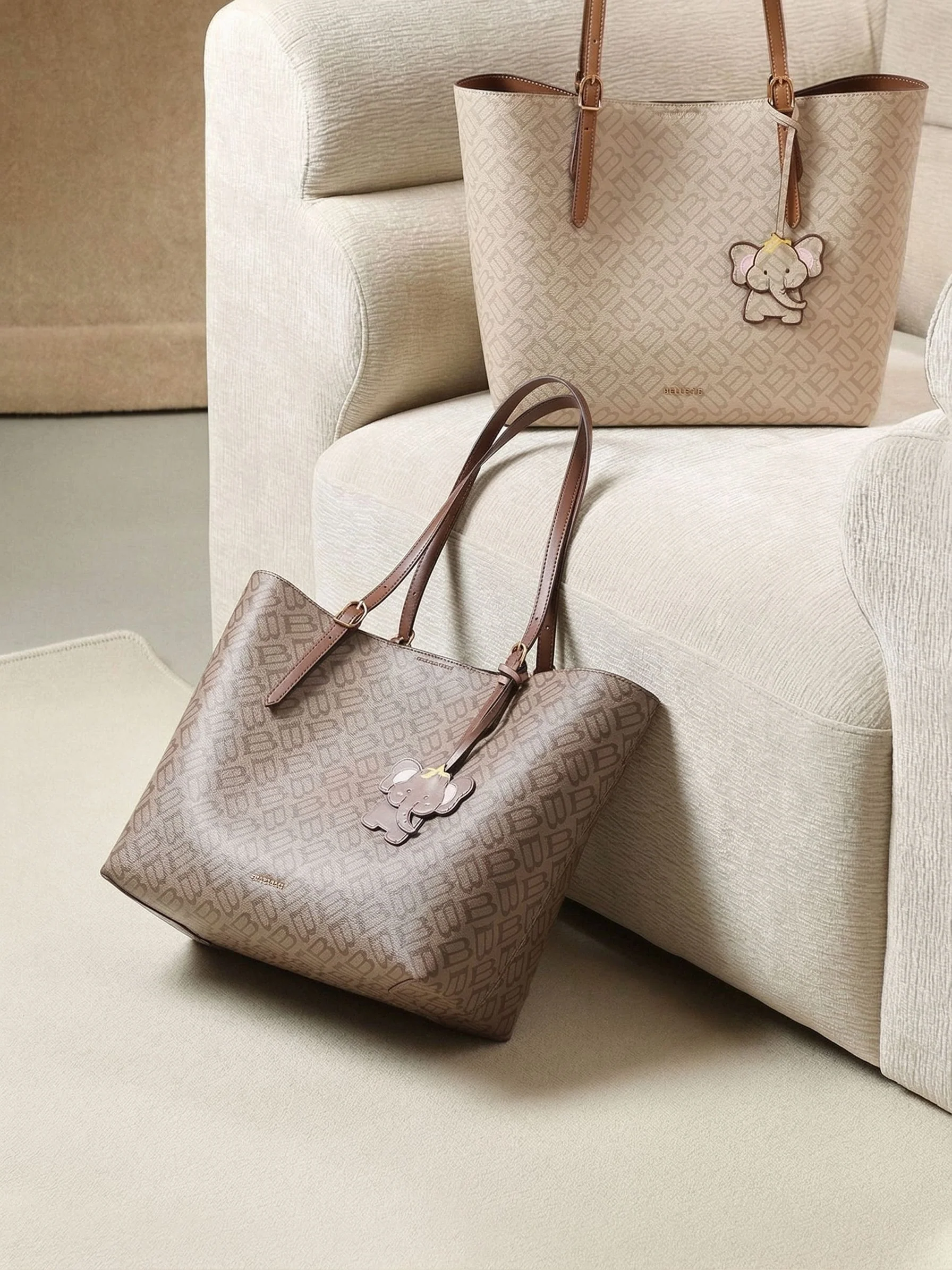 Seagull Monogram Tote - Image 4