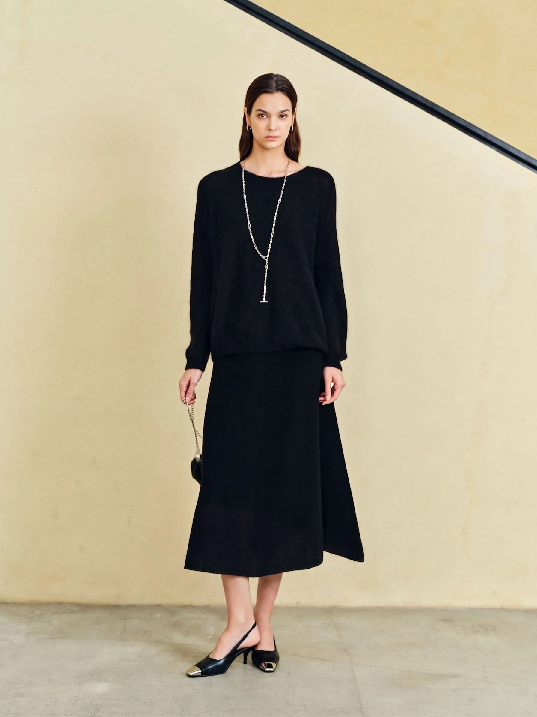 Seamless A-Line Midi Skirt - Image 6