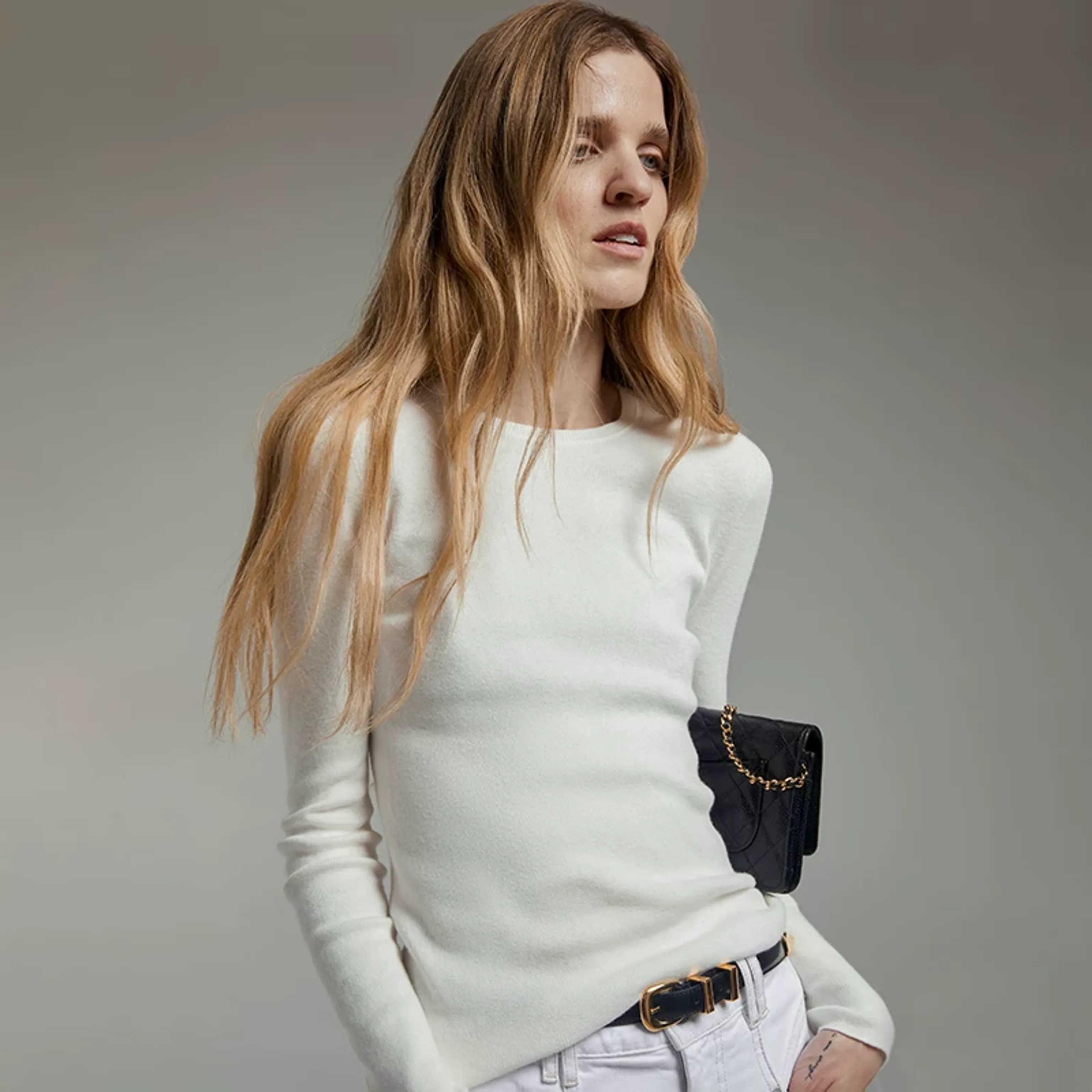 Seamless Cashmere-Cotton Crewneck - Image 7