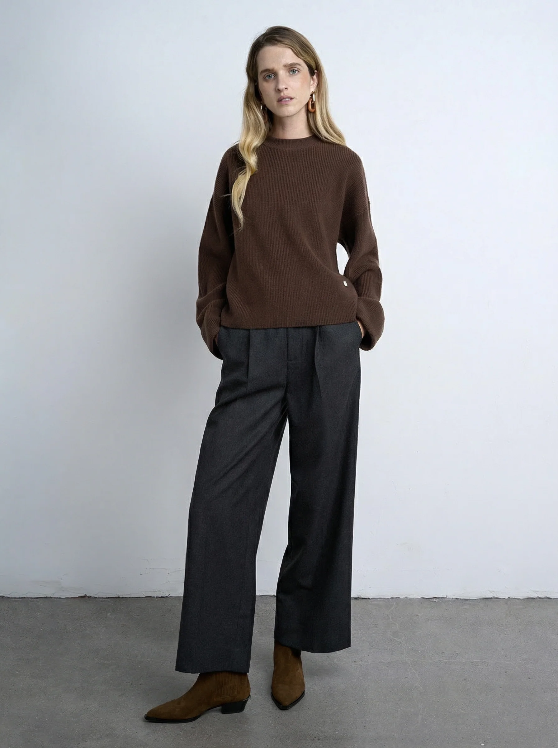 Selena Merino Ribbed Sweater - Image 4