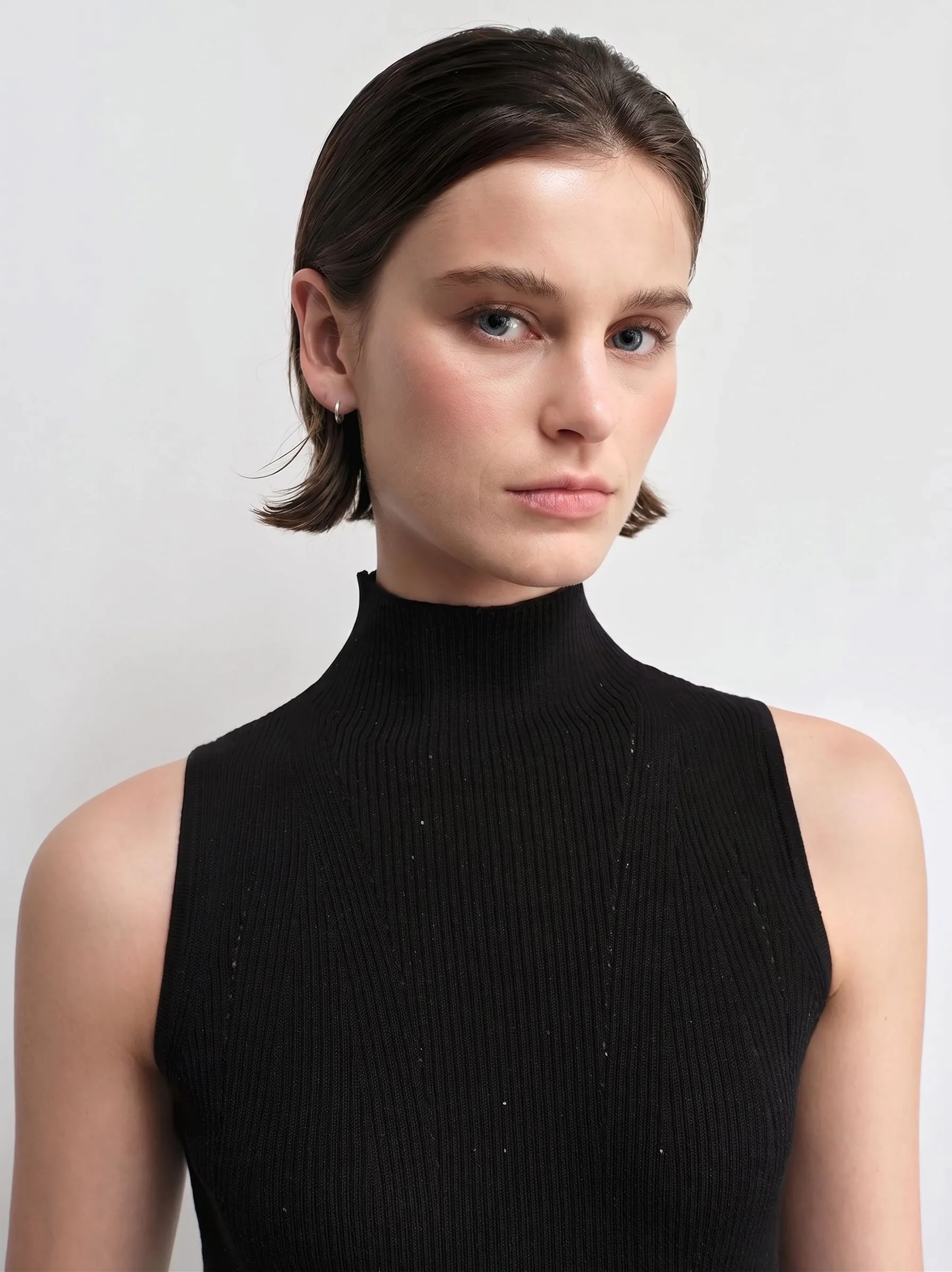 Sequin Ribbed Mockneck Top - Image 8