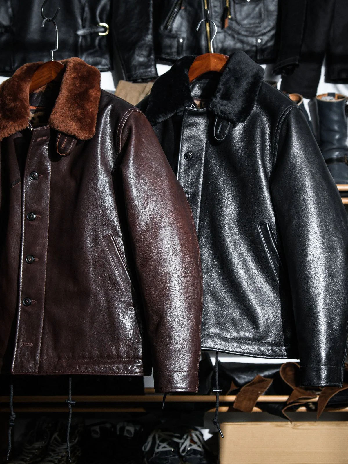 Shearling Collar Leather Jacket - Image 5