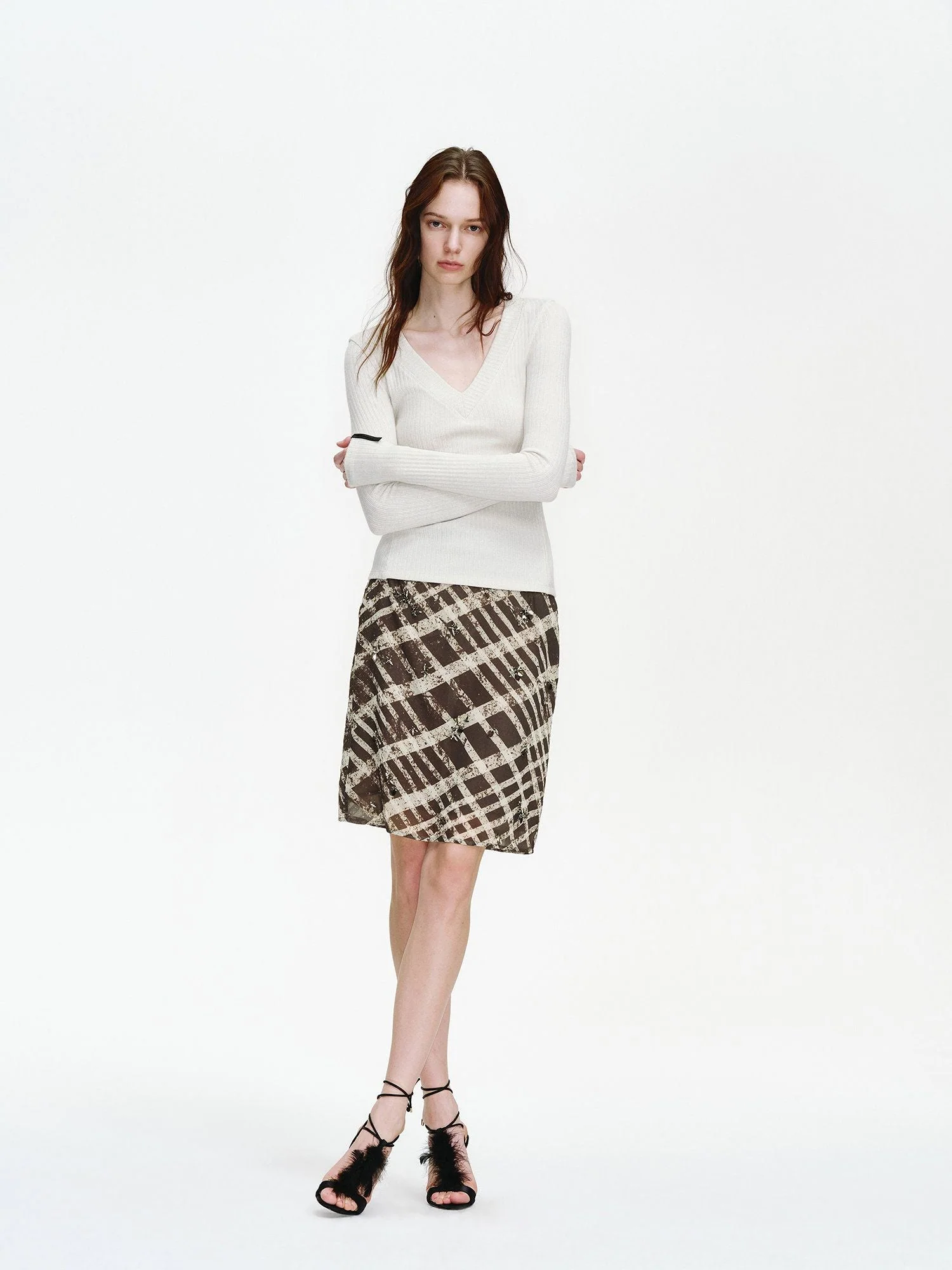 Shimmer Rib V-Neck - Image 4