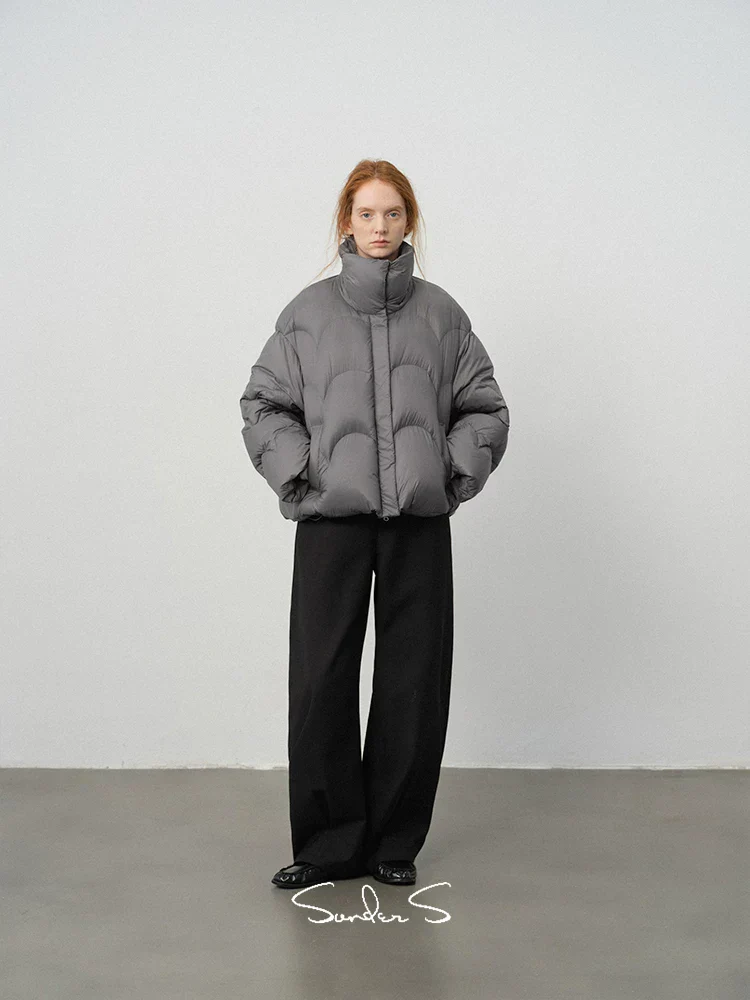 Short Curved-Quilt Stand-Collar Down Jacket