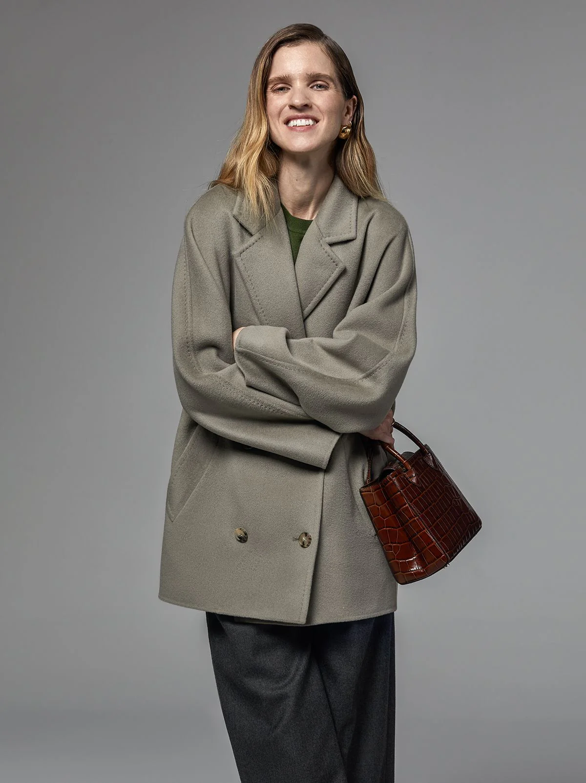 Short Double-Breasted Wool Coat - Image 3