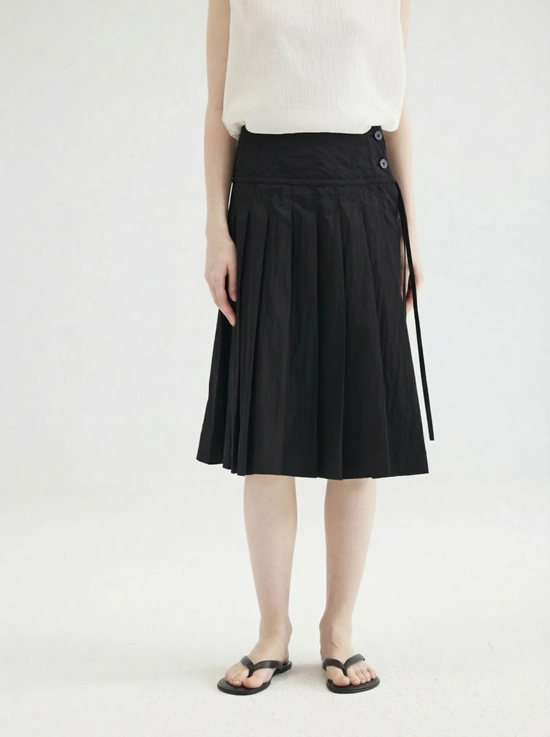Side Button Pleated Skirt - Image 3